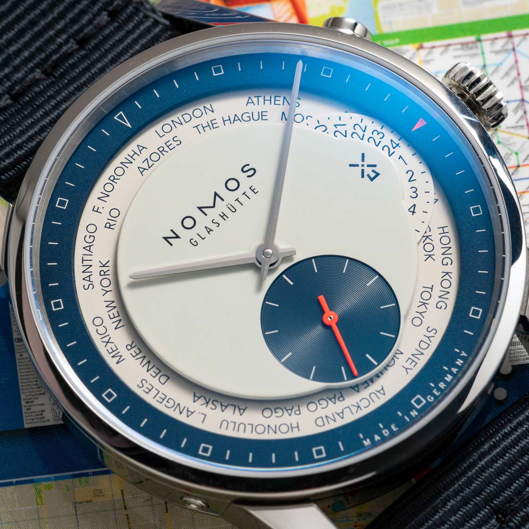 NOMOS-Blue-Panda-Fratello-Weltzeit-Limited-Watch-1.jpg