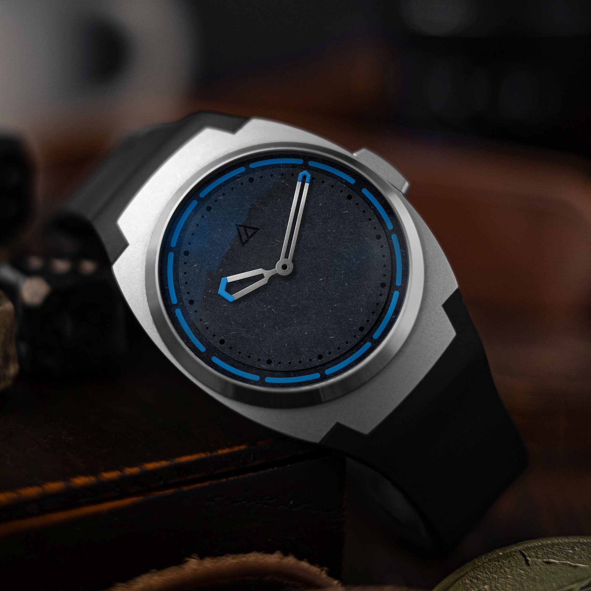 Arcanaut ARC II DARC MATTER Badger Blue Watch 2.jpg