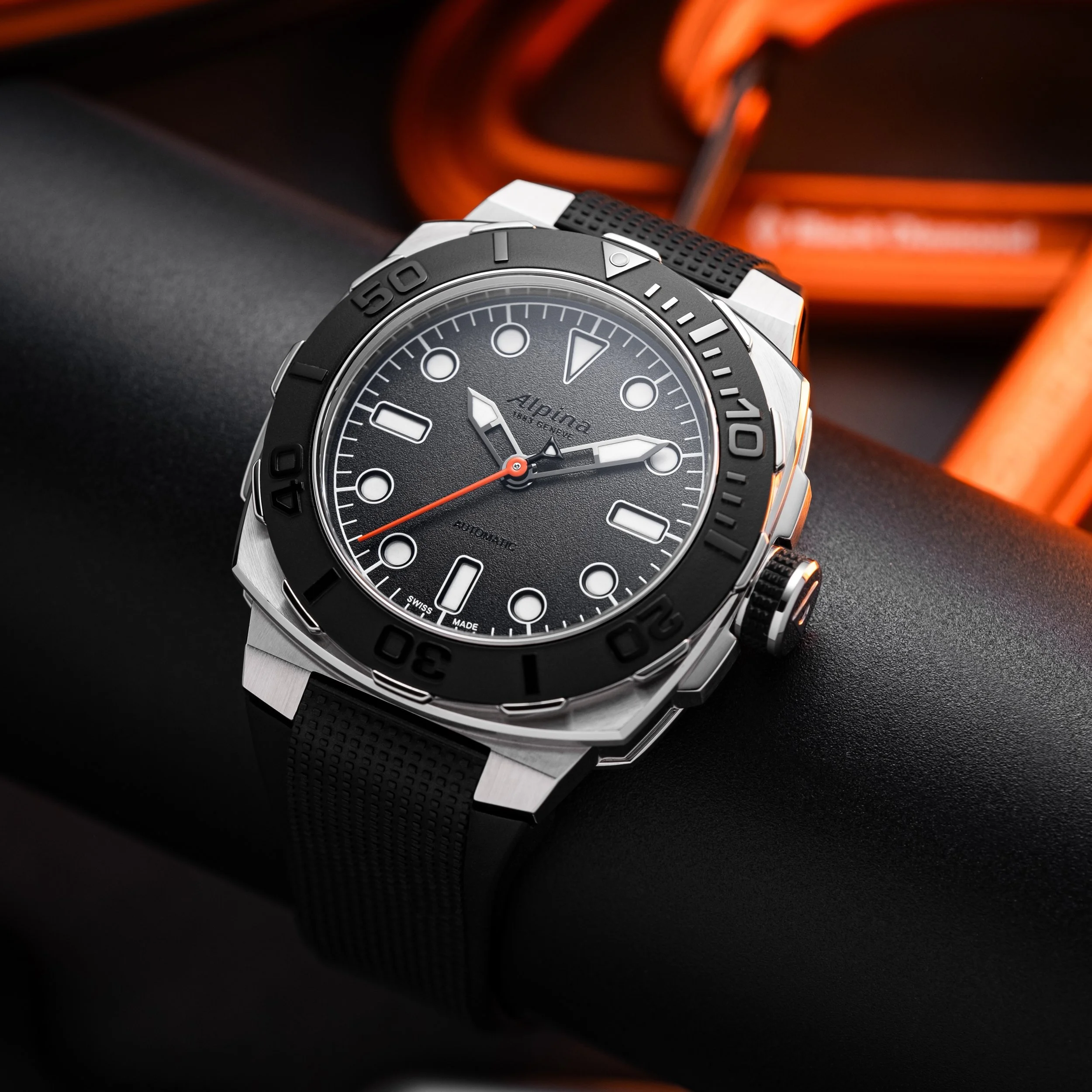 Alpina-The-Real-Time-Show-Seastrong-Diver-Extreme-Automatic-4.jpg