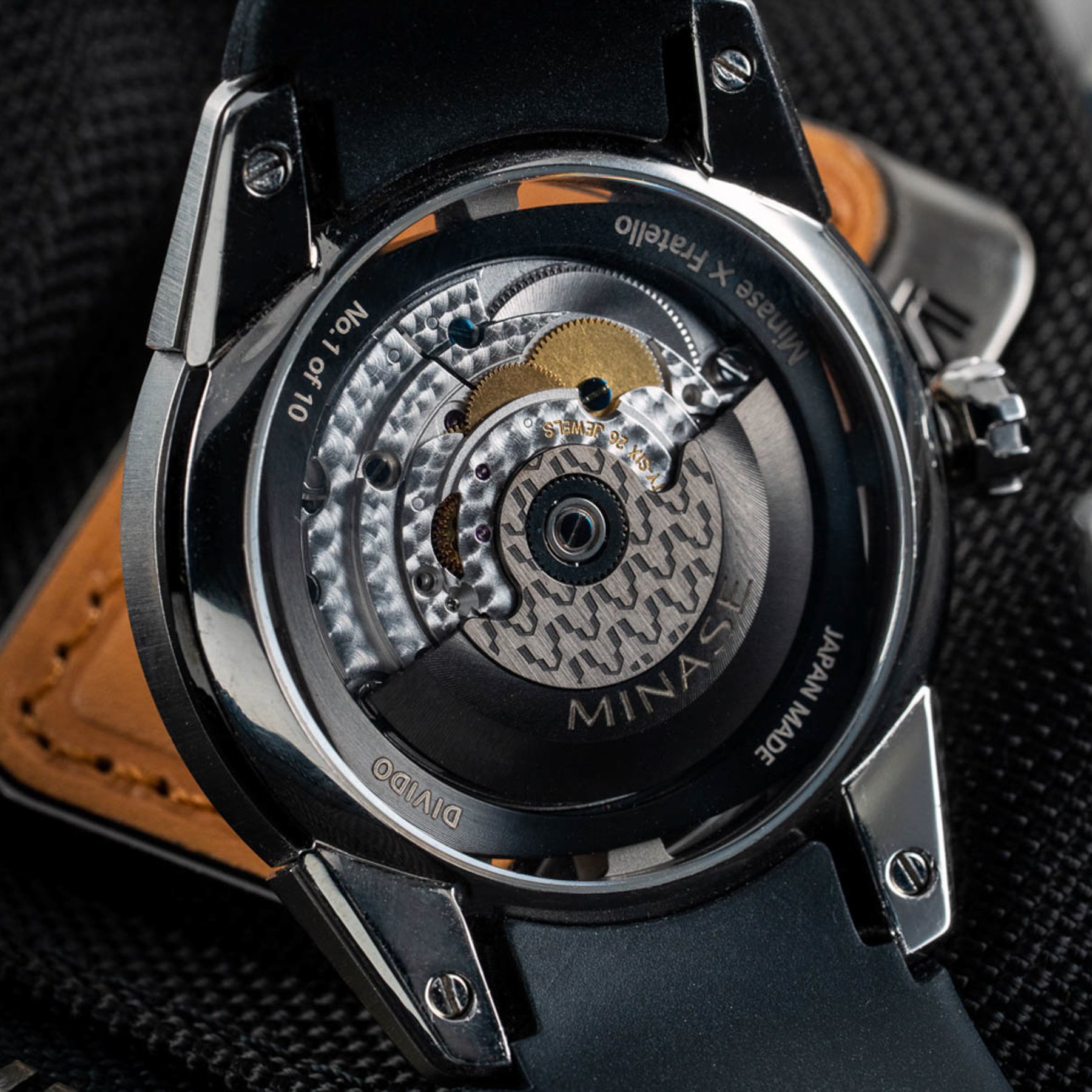 Minase-Dividio-Fratello-Blue-Limited-Watch-8.jpg