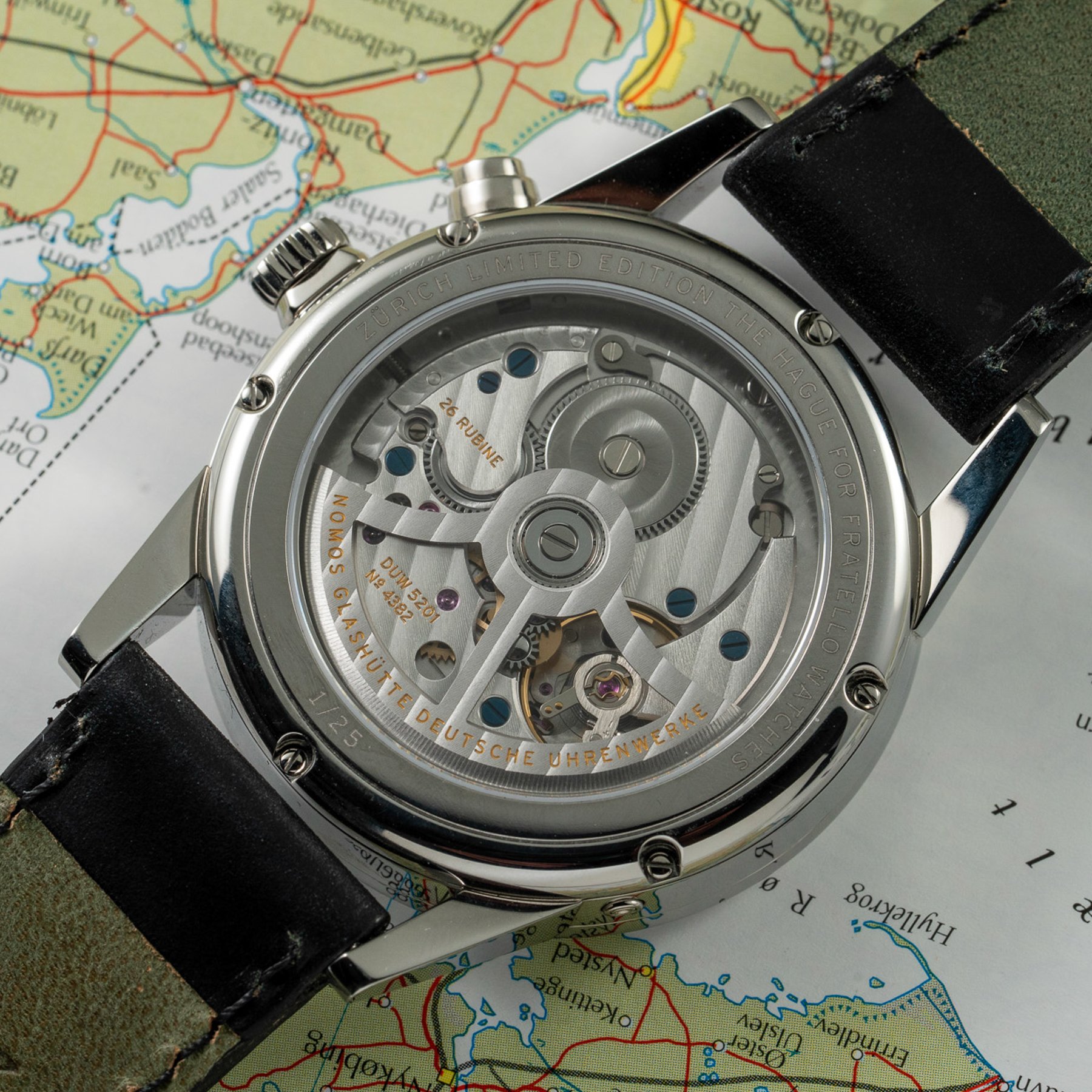 NOMOS-Panda-Fratello-Limited-Weltzeit-Watch-9.jpg