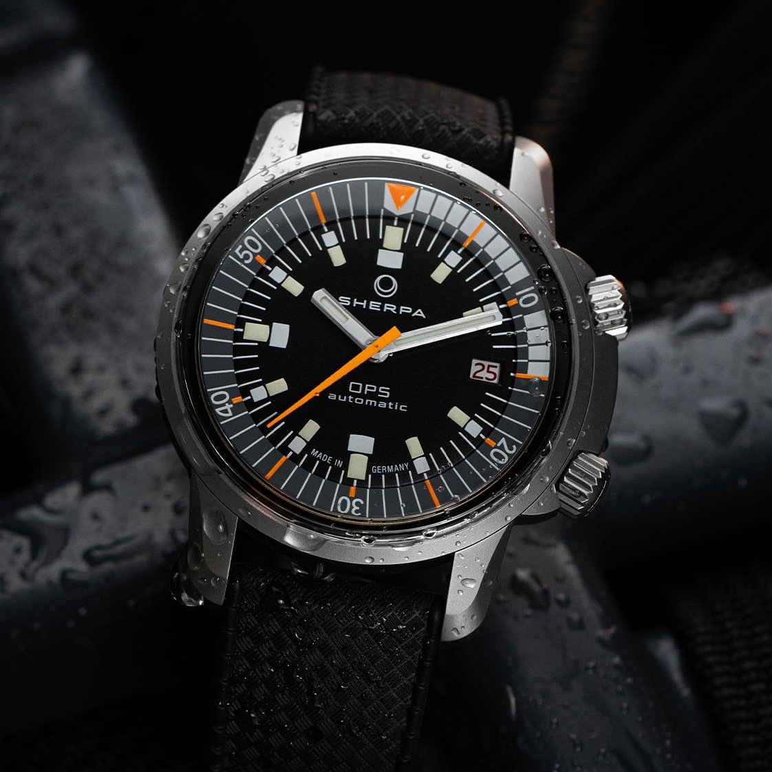 Sherpa-x-TRTS-OPS-Sandblasted-Steel-Sherpa-Watches-x-The-Real-Time-Show-4.jpg