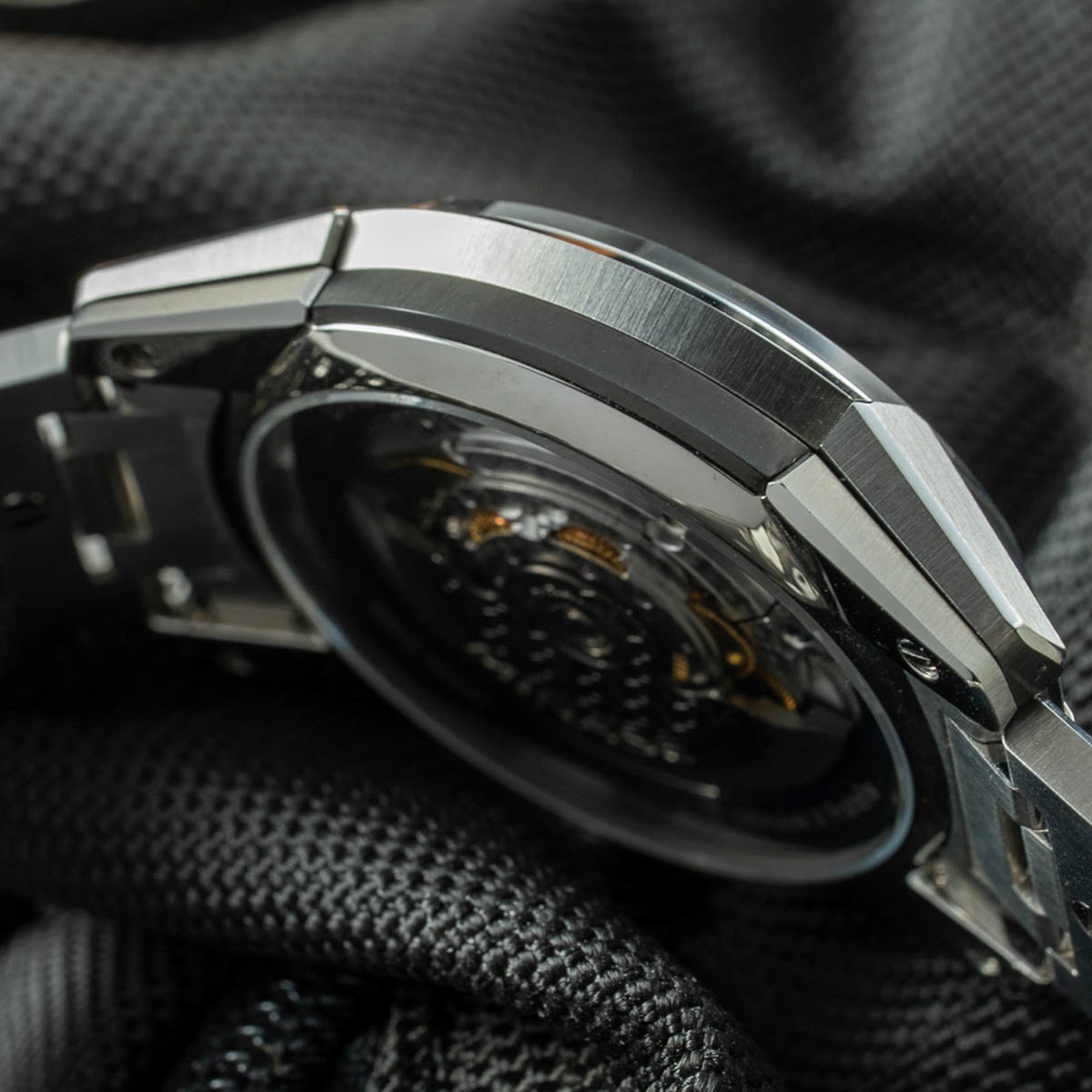 Minase-Dividio-Fratello-Blue-Limited-Watch-7.jpg