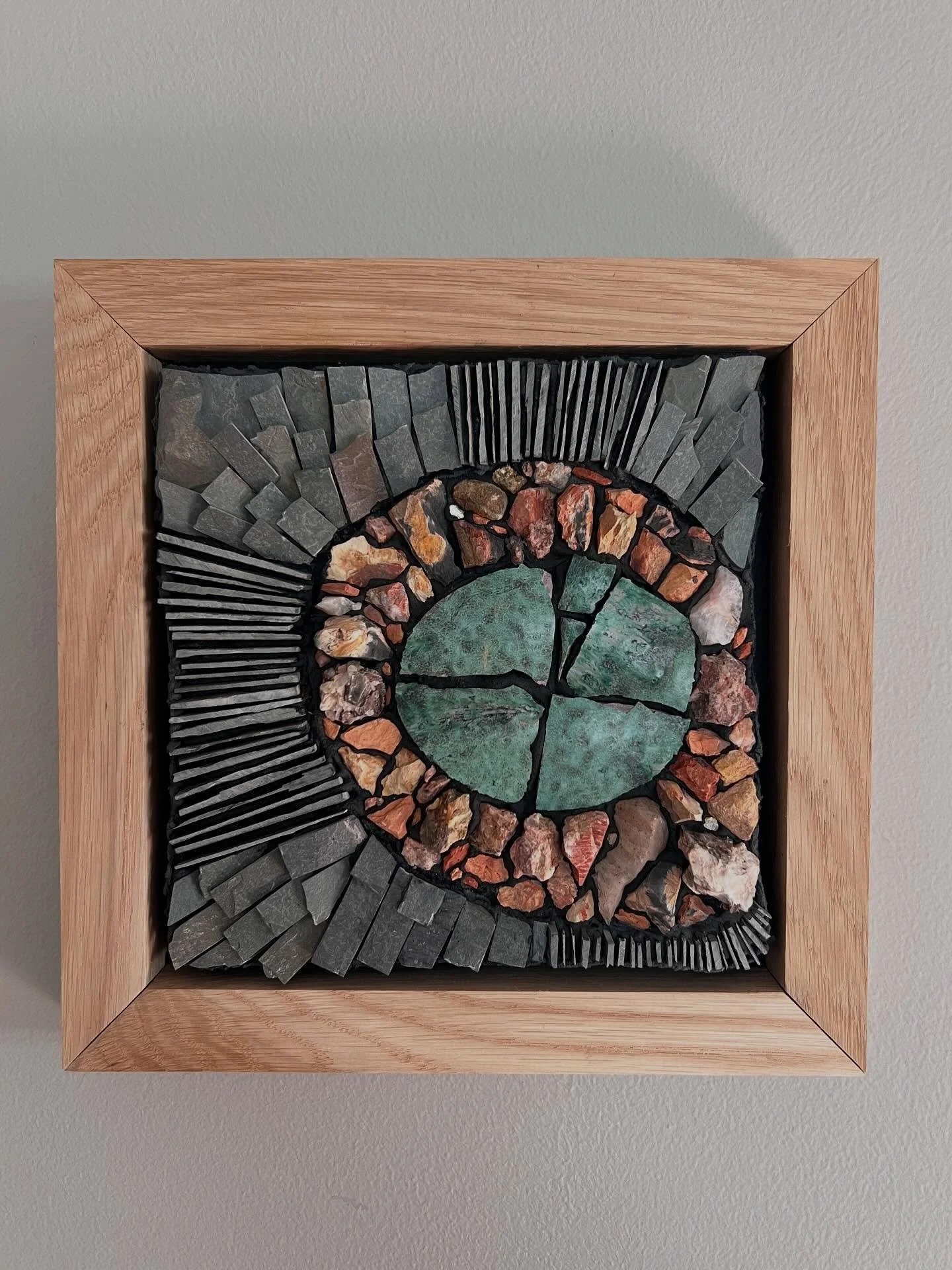 New work, &ldquo;No Bad Parts,&rdquo; made with slate, ceramic, and stone.

#mosaic #mixedmediamosaic #contemporarymosaic #slatemosaic #ashevilleartist #makersgonnamake #nobadparts