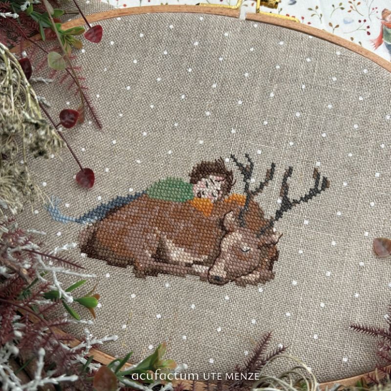 elmhirst-fabrics-child-reindeer-cross-stitch-pattern-acufactum-3.jpg