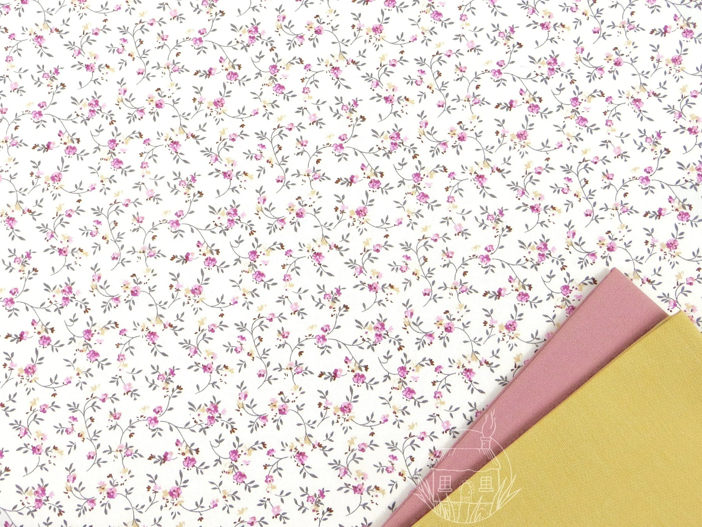 elmhirst-fabrics-ditsy-pink-floral-fabric-010507178-westfalenstoffe- logo-.jpg
