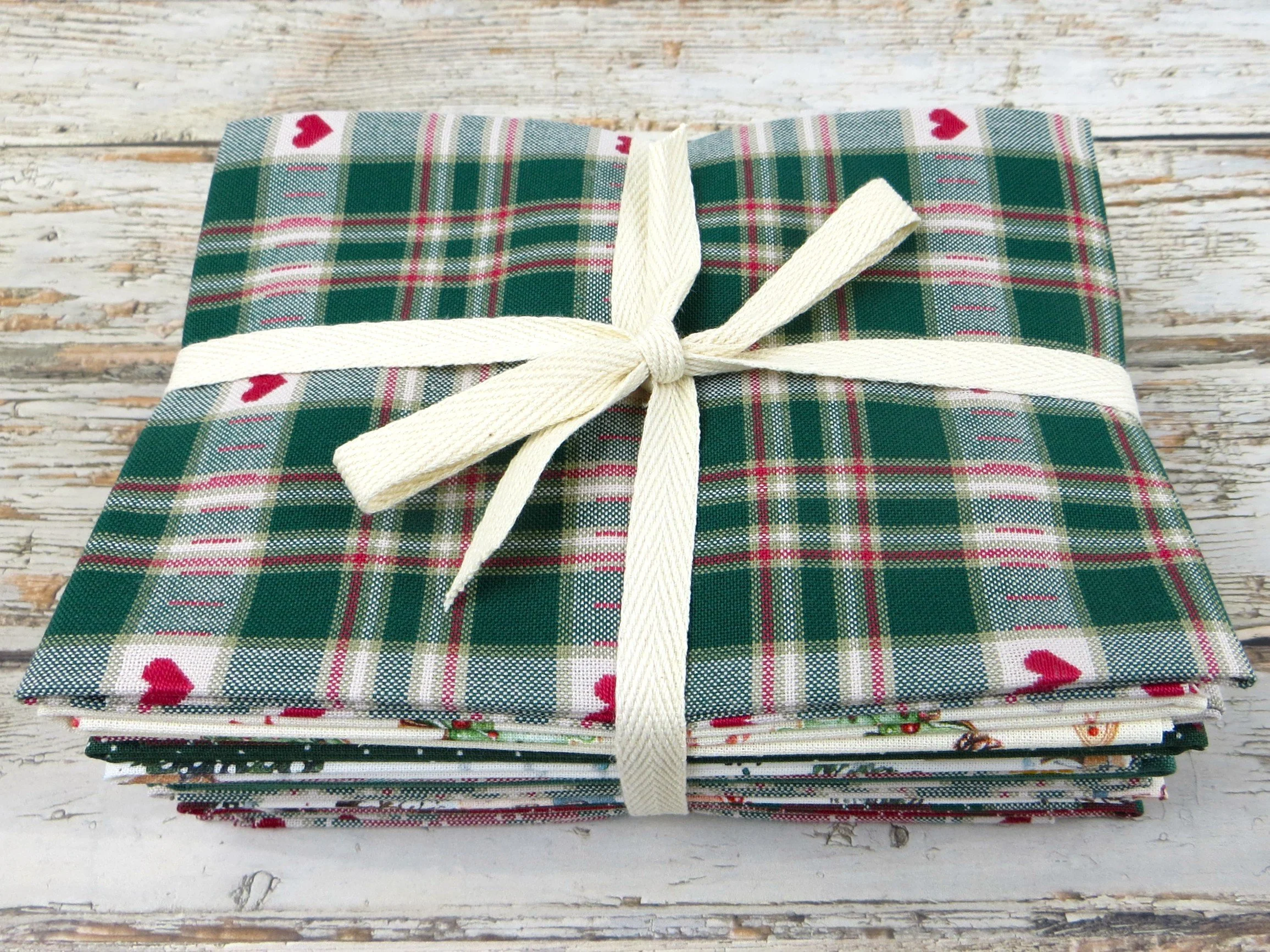 elmhirst-fabrics-christmas-bundle2-w900185-westfalenstoffe-2.JPG