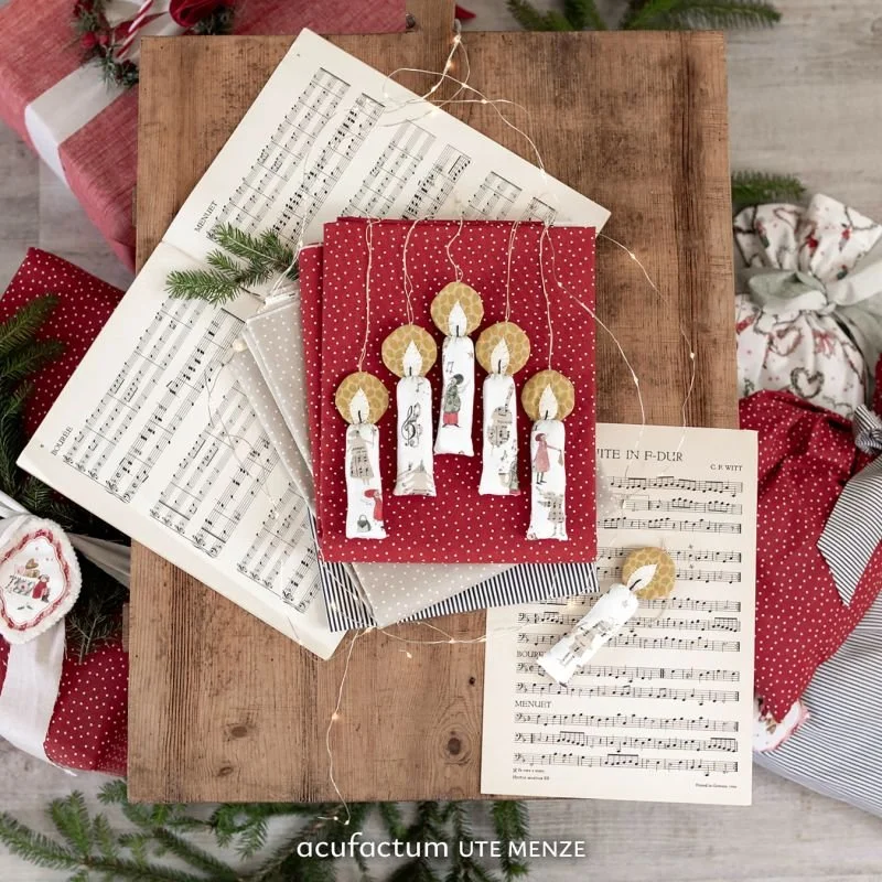 elmhirst-fabrics-christmas-musicians-3245-2046-acufactum-6.jpg