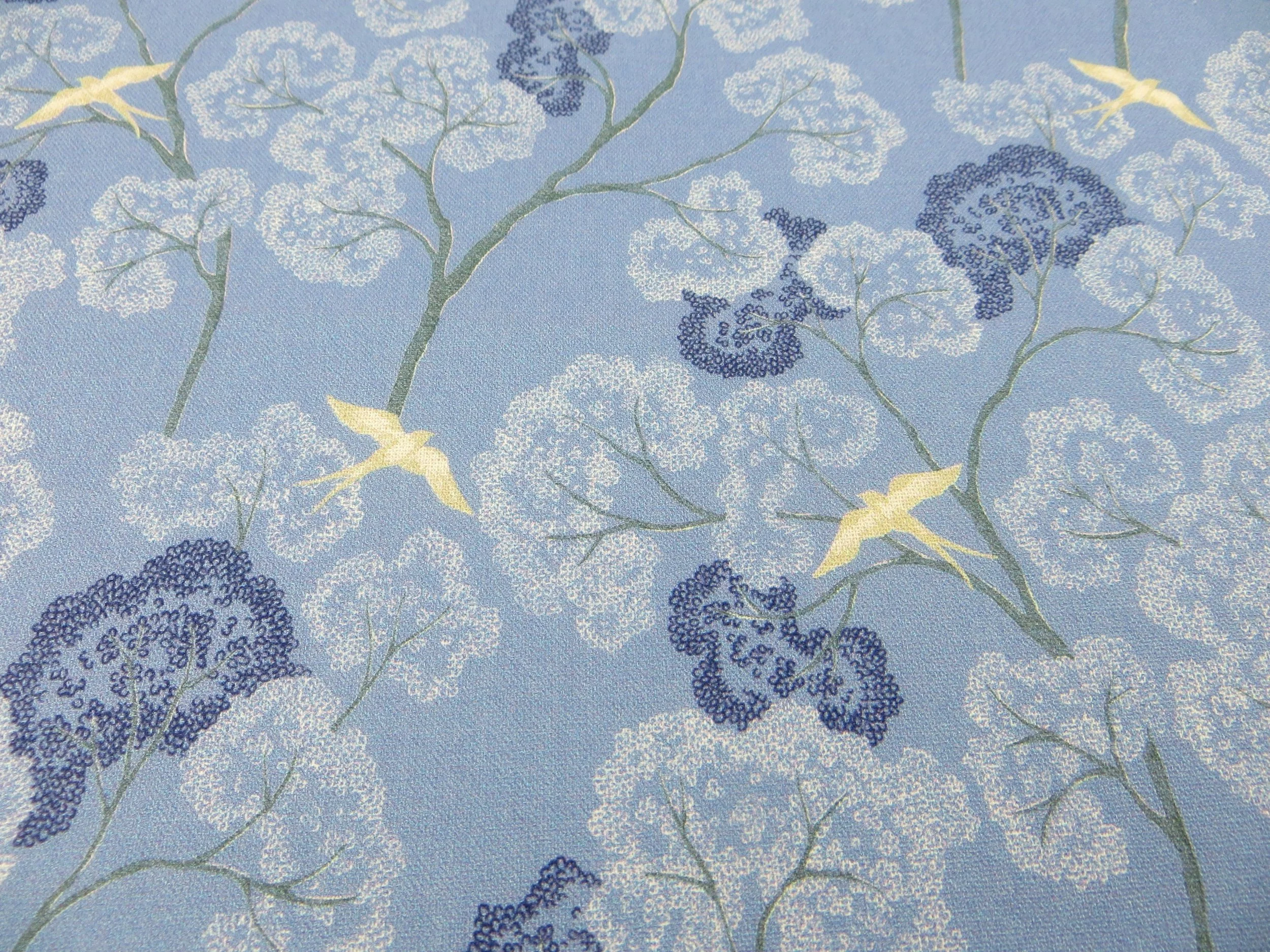 elmhirst-fabrics-osaka-treetop-swallows-010505126-westfalenstoffe-1.JPG