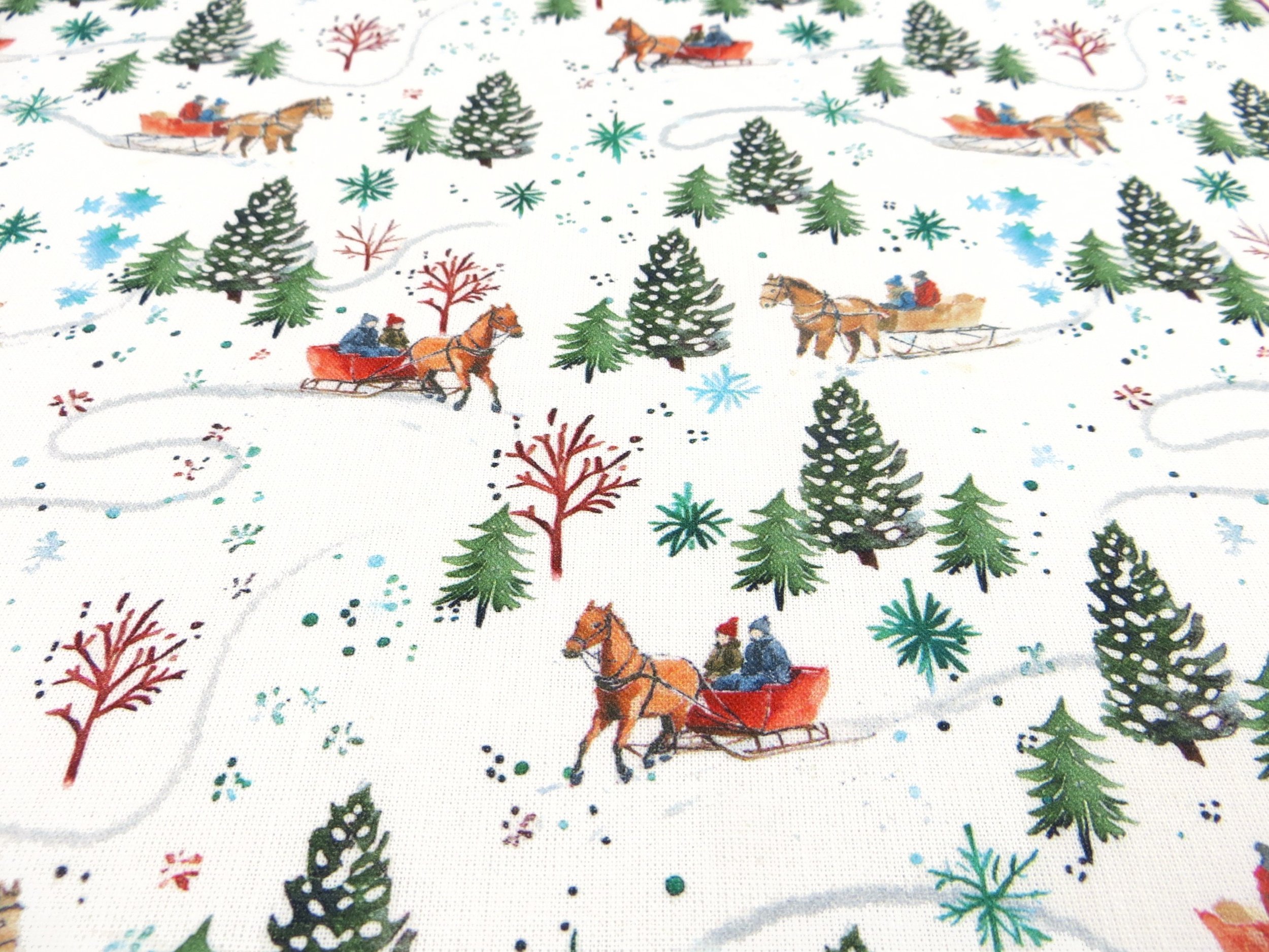 elmhirst-fabrics-snowy-sleigh-ride-010502151-westfalenstoffe-3.jpg