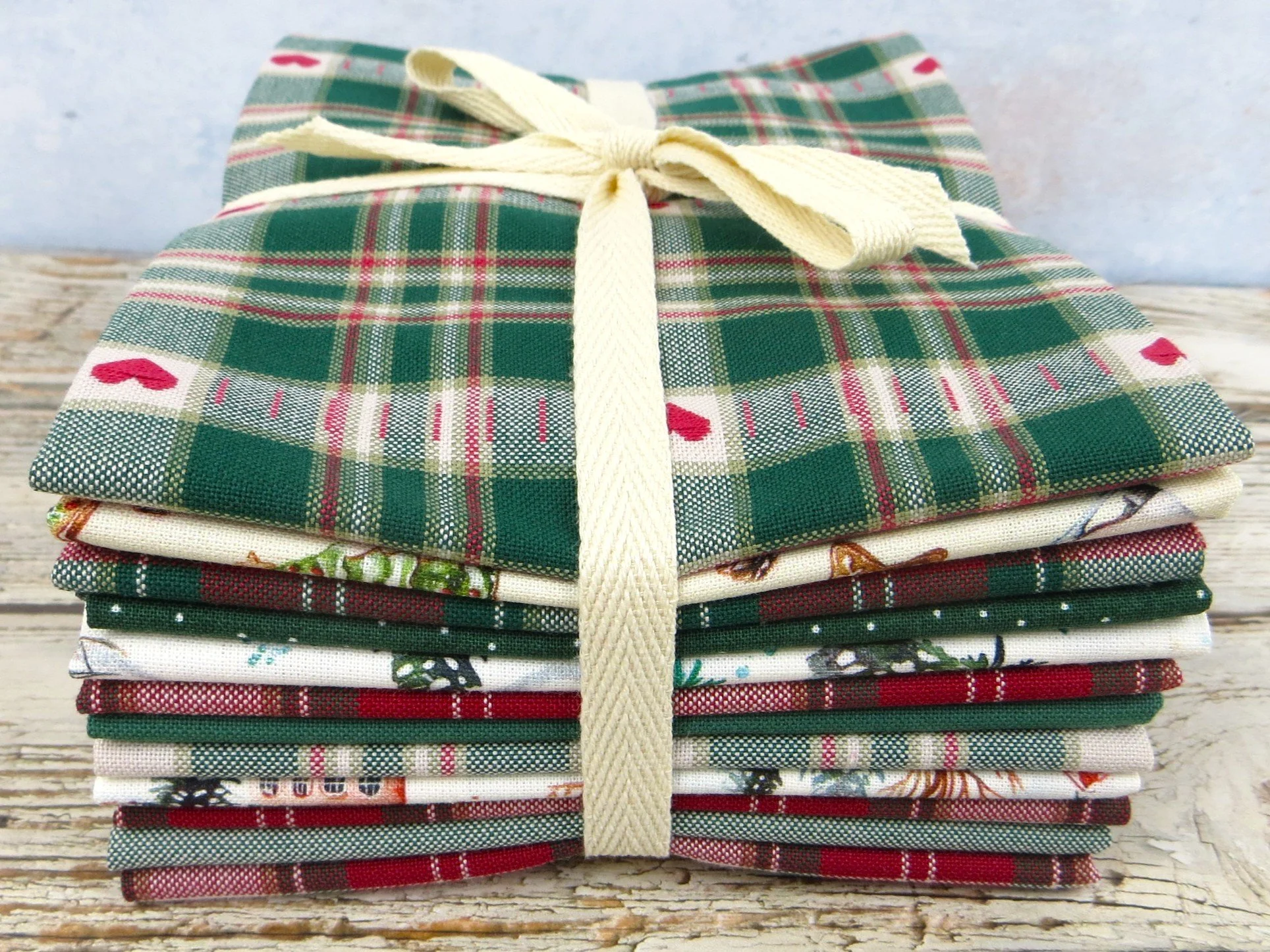 elmhirst-fabrics-christmas-bundle2-w900185-westfalenstoffe-1.JPG