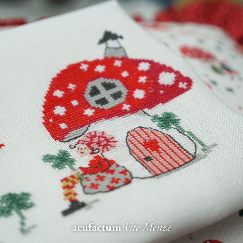 elmhirst-fabrics-lucky-mushroom-cross-stitch-pattern-82952-acufactum-4.jpg