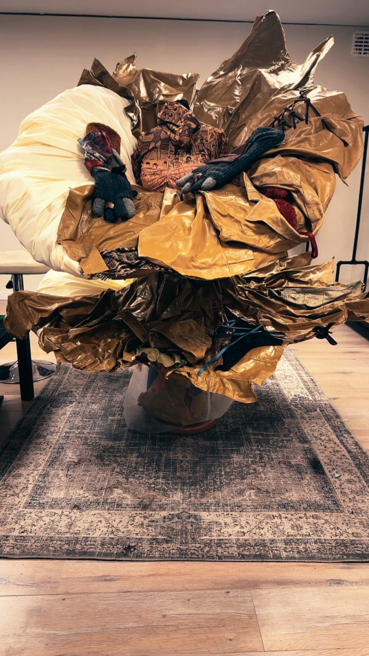 HILLZ_PROCESS WORKWEAR SCULPTURE_Tim van den Heuvel.JPG