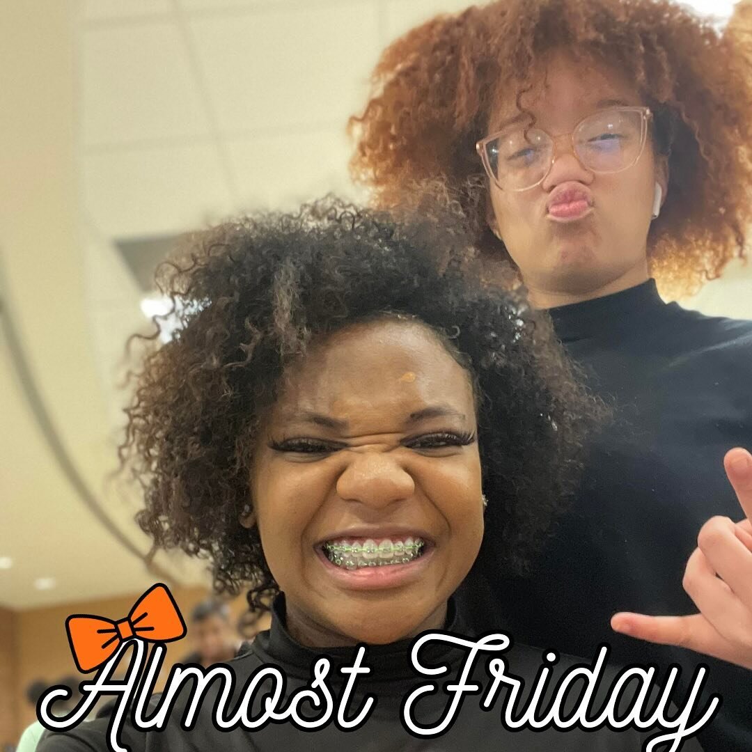Come support our seniors this Friday! 🖤🧡 Ritenour High School 
&bull; 6pm
R VS U CITY
BE THERE BE LOUD !! !! !!
THEME: PINKOUT 🎀