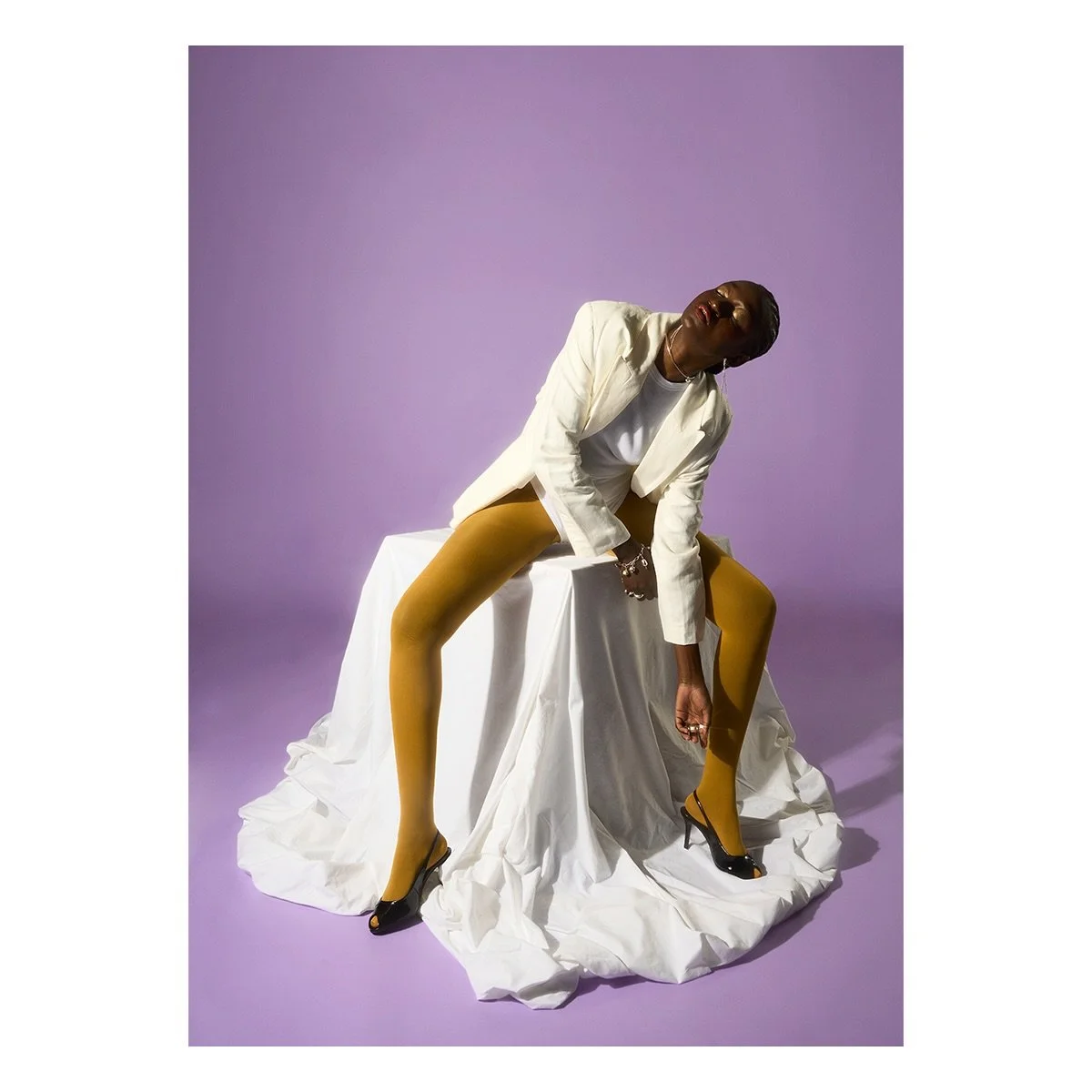 fashion shoot with @vanessa_ngolo 
make-up: @kitt_kat_mua 
.
.
.
#fashionphotography #photography #fashion #editorial #editorialphotography #sony #sonyalpha @sony.schweiz