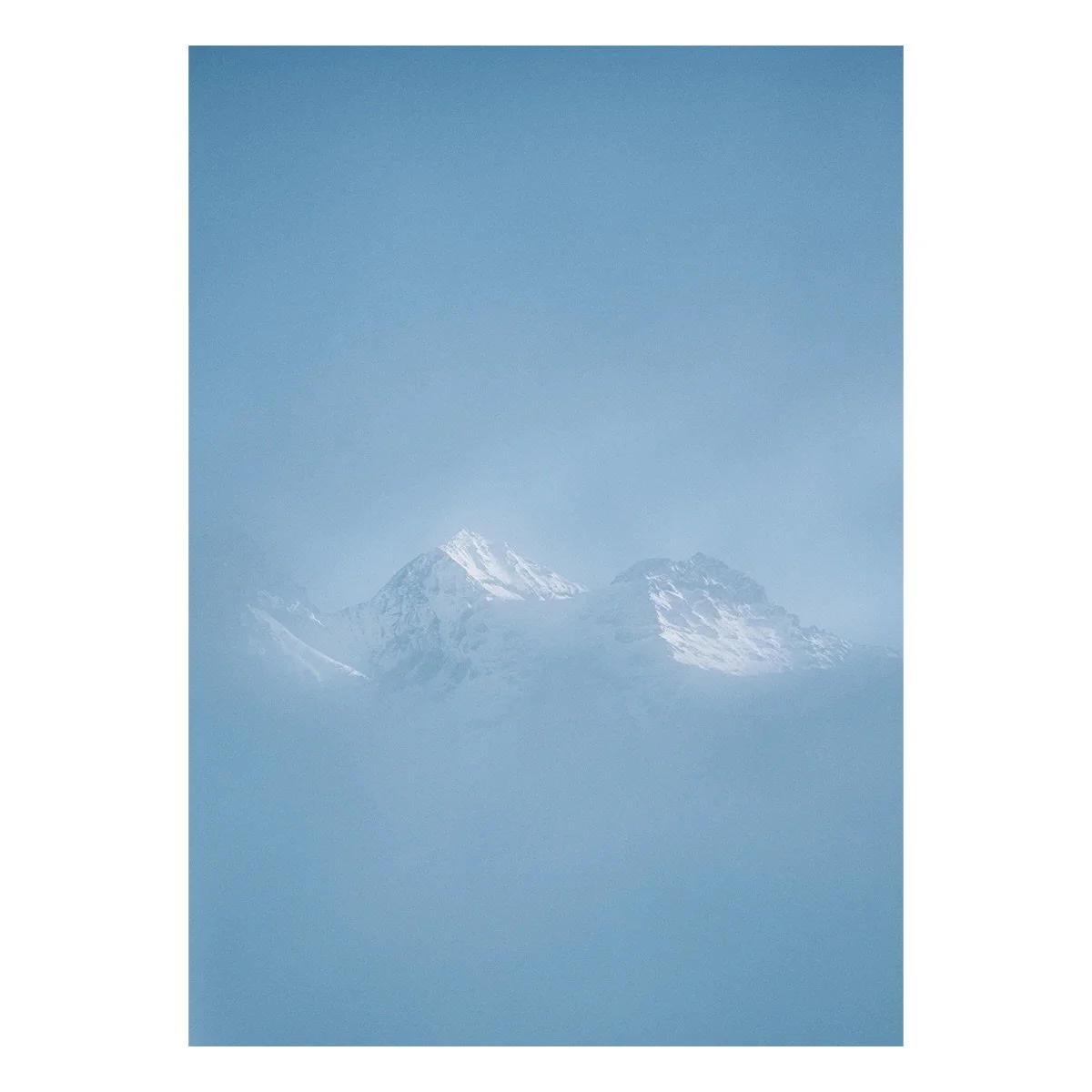 foggy morning
.
.
.
.
#fuji #fujifilm #photography #switzerland #kandersteg 
@fujifilm_ch