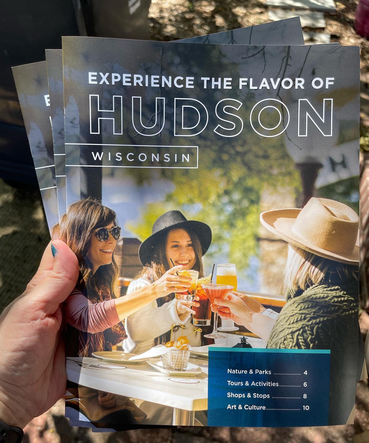 We love when clients visit us so we can share some of our favorite spots! And now we can send our friends some Hudson info with our new piece for @discoverhudsonwi (you may recognize a few of the models 📸 😃 🧀)

#wehearthudsonwi #printdesign