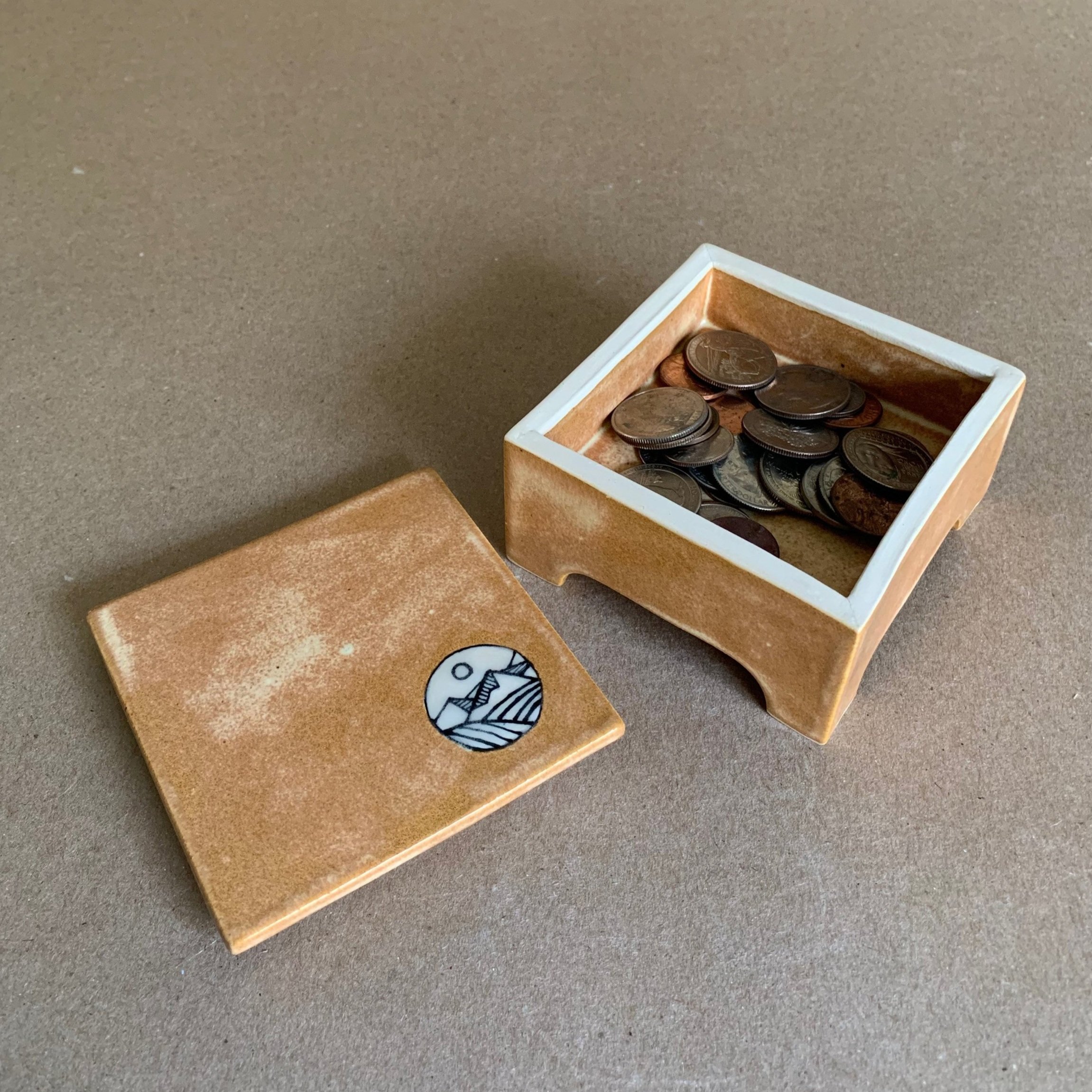 Box5.jpg