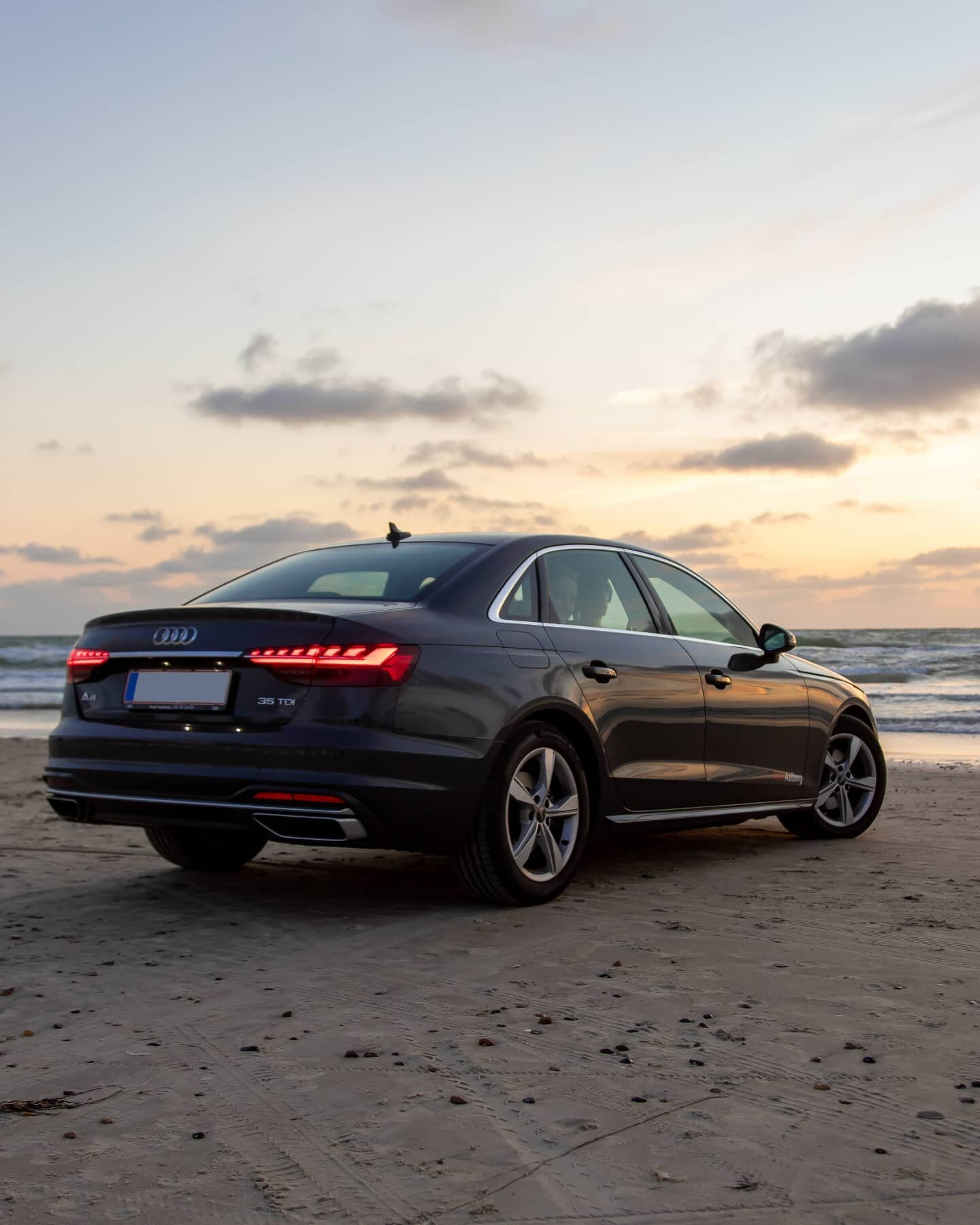 Ude på tur🚗🌅🇩🇰
|
|
|
|
|
|
|
#audi #a4 #audiaalborg #audia4 #sline #audisline #audidanmark #audidk #aalborg #nordjyland #jylland #canon #carphotography #canon6dmarkii #canondk #canonnordic #canondanmark #danmark #danskfotograf