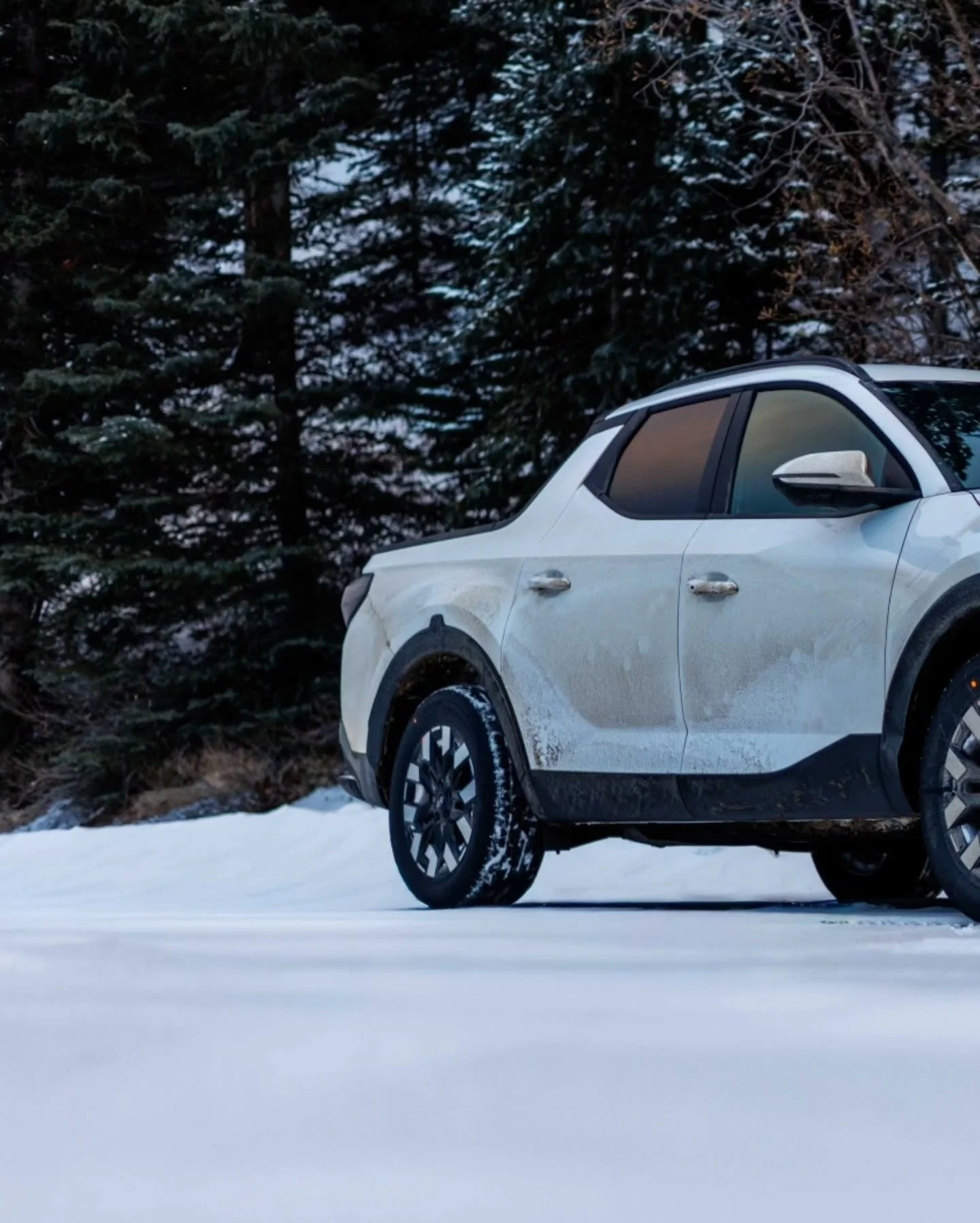 Every winter road tells a story ❄️
This one ends with a view worth every mile.

From early frost to fading light &ndash; it&rsquo;s not just about the destination, but how it looks getting there.
Shot with Canon R5 Mark II and RF 70-200mm f/2.8

This
