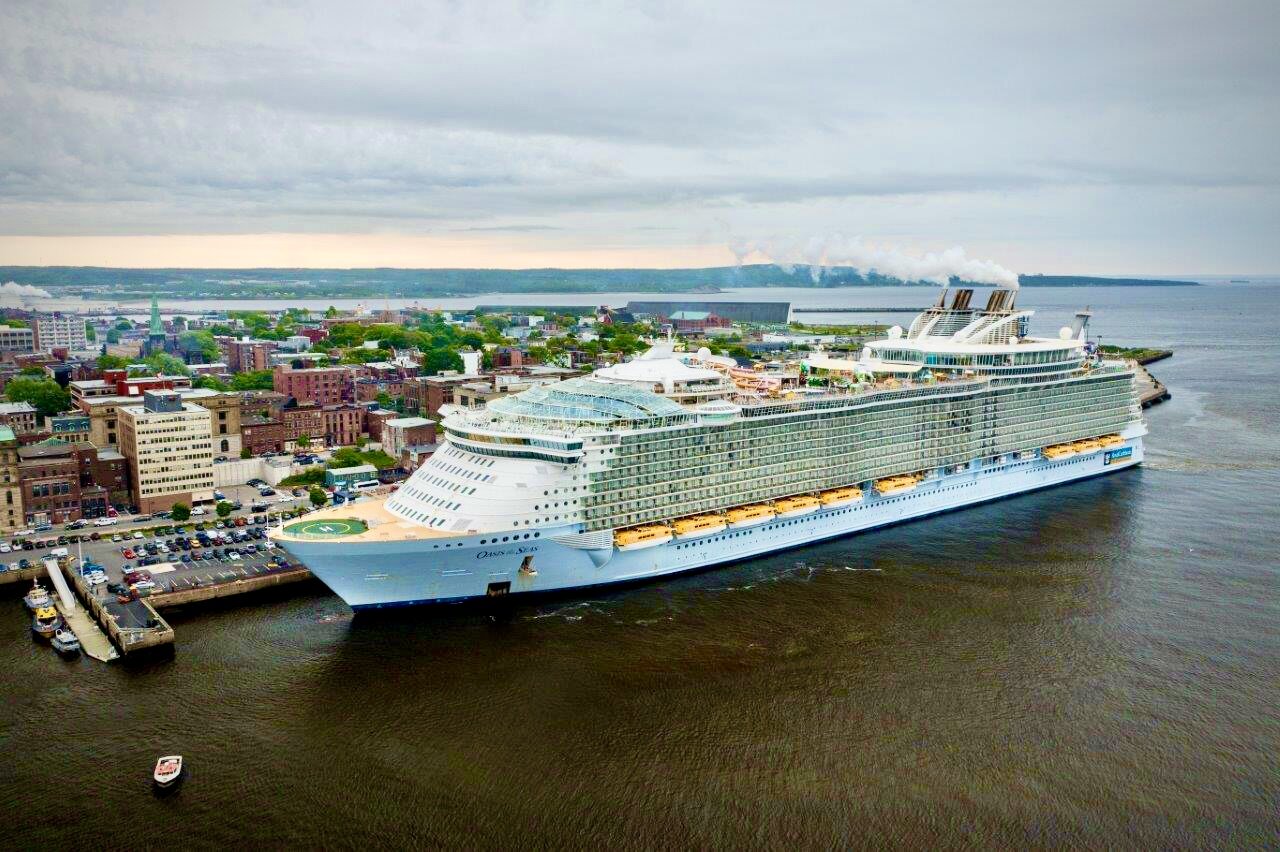 Canada New England cruise itineraries on sale now! THIS BEAUTY will be in Saint John on May 30! Departing from New York on May 28! Royal Caribbean's Oasis of the Seas! 😍 Come explore the Bay of Fundy!
.
.
@portsaintjohn Port Saint John @cruiseatlant