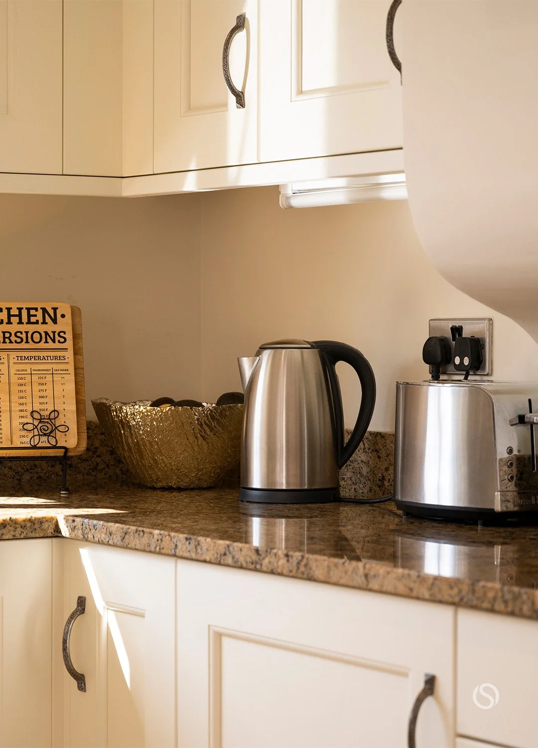 2.Sale-Kitchen-Specialists.jpg