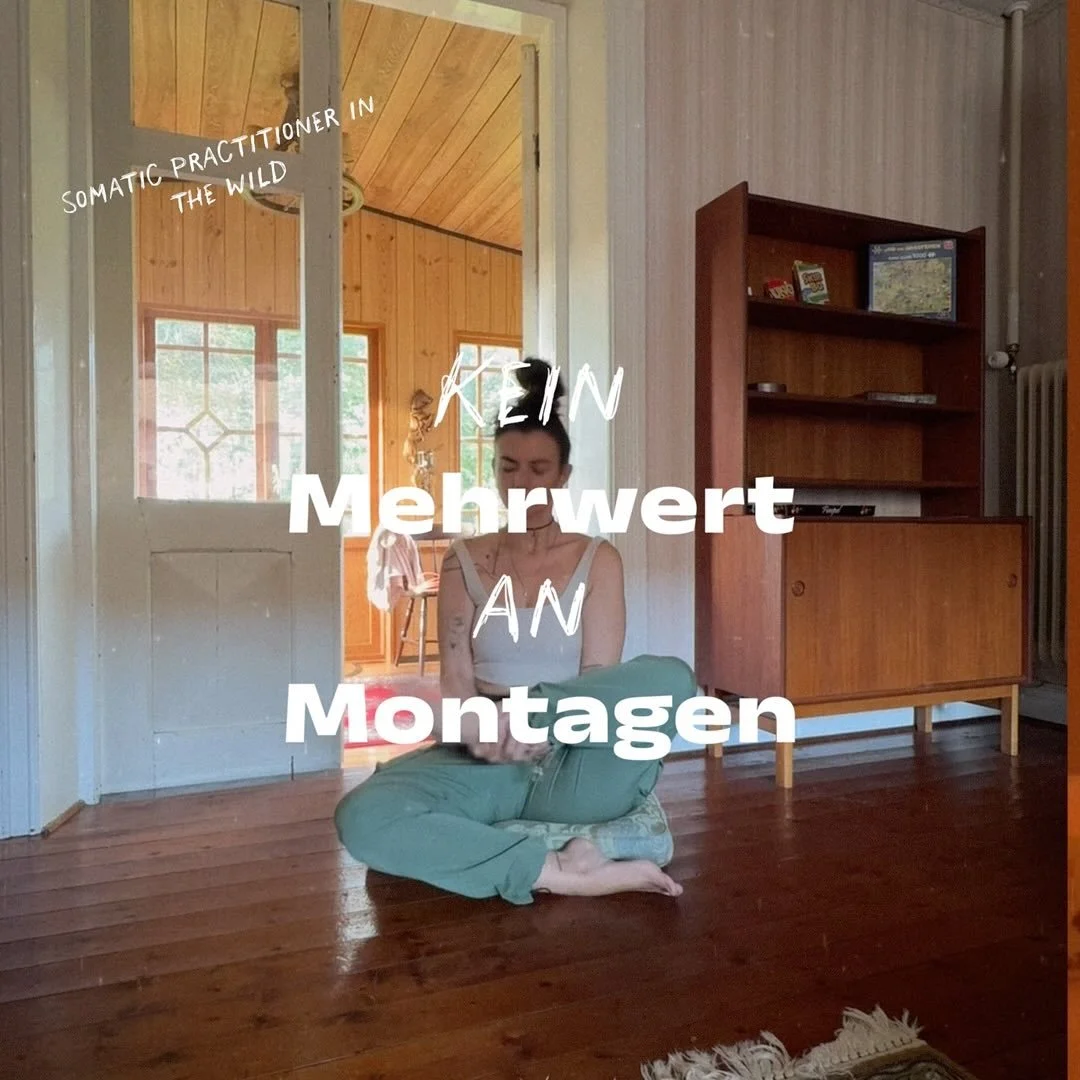 Glimmer Gallery✨ heute mit ein paar Zeitreisen.

Ab Slide 8 wird&rsquo;s nostalgisch &amp; wir drehen ein paar Runden in vergangene Leben &hellip;

Glimmer sind das Gegenteil von Triggern. 
Sachen die uns gl&uuml;cklich machen, Weit werden lassen, wo