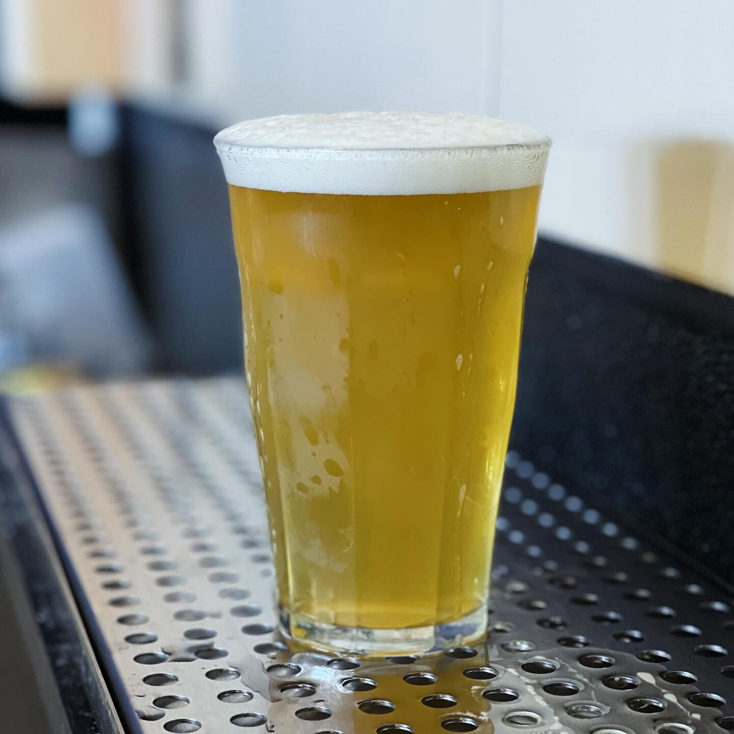 🚨 New Beer!! 🚨 

We&rsquo;re dropping our English Golden Ale this weekend! Definitely a style that flys under pretty much everyone&rsquo;s radar, especially in the states. But why bother?

CRUSHABILITY is why. Drinkin&rsquo; Beers is why. 

A healt