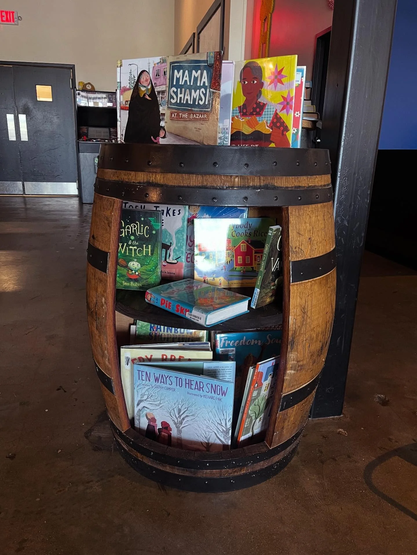 We&rsquo;re back in full swing of things! Our bud Jeff @lyonsbarrels made us this cool book shelf. Aunty Mary (of brown butter rice crispy treat fame) filled it full of sweet books about kids and food across different cultures. Come check &lsquo;em o
