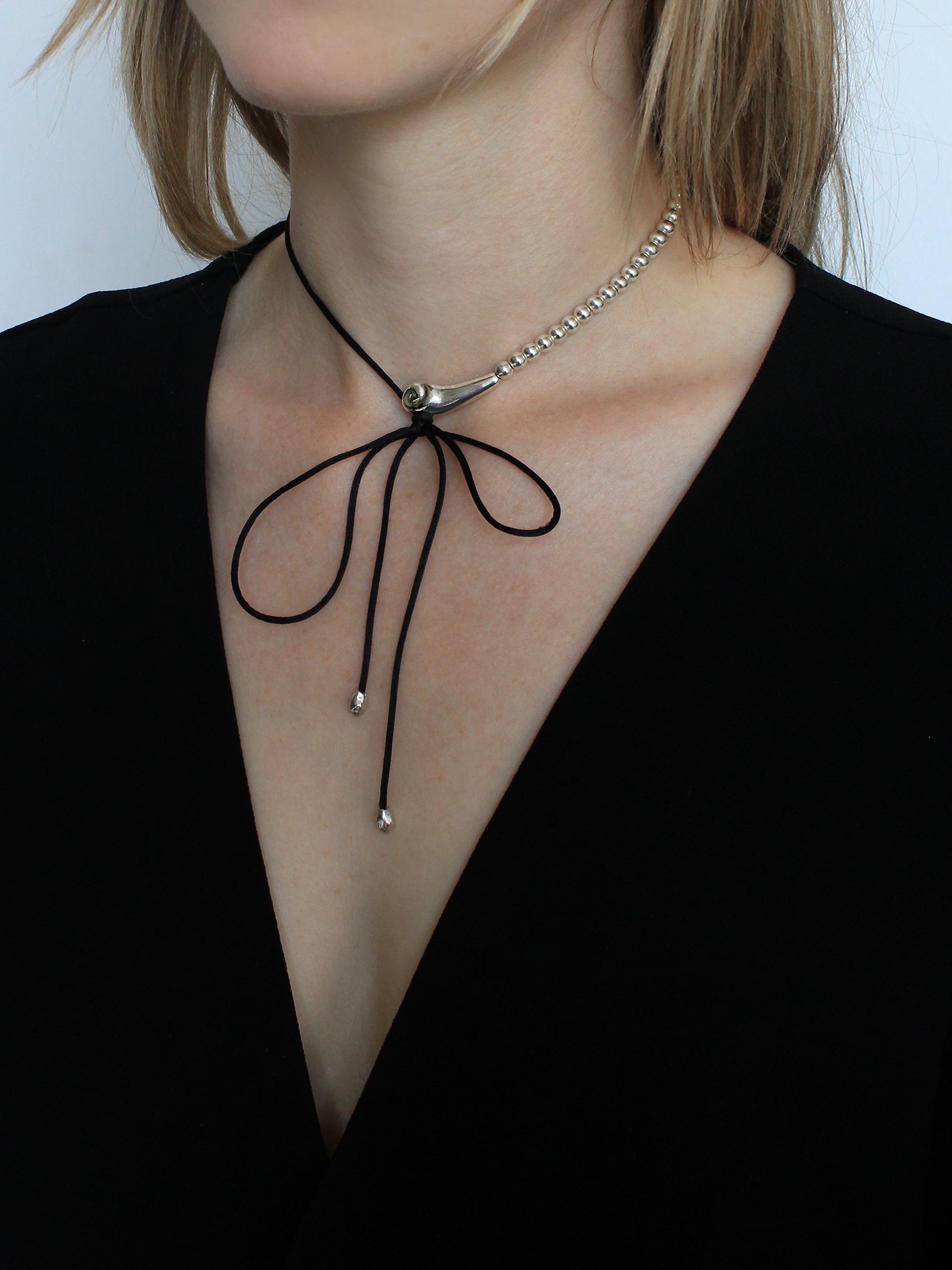 Bolo Deluxe black .jpg