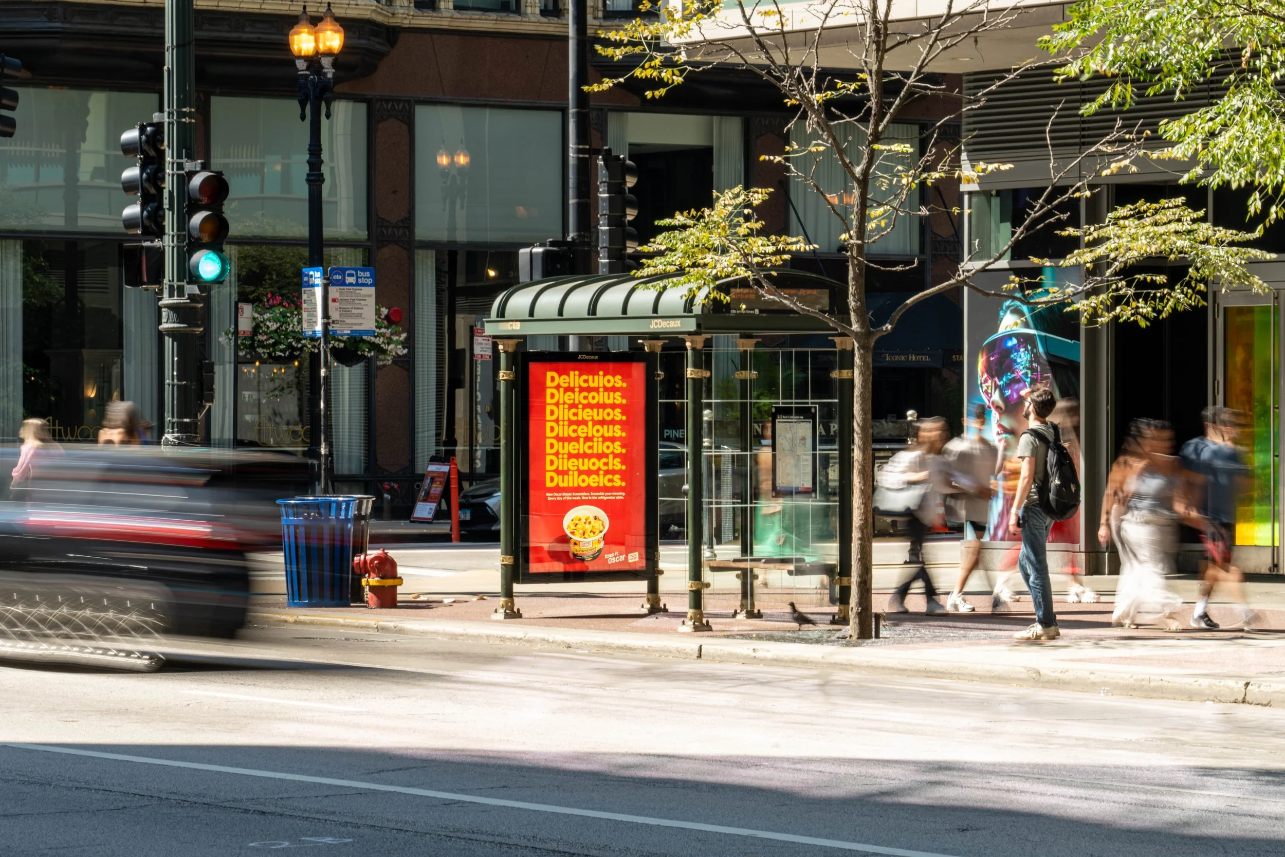 JL_KraftHeinz_ChicagoBusShelter_2.jpg