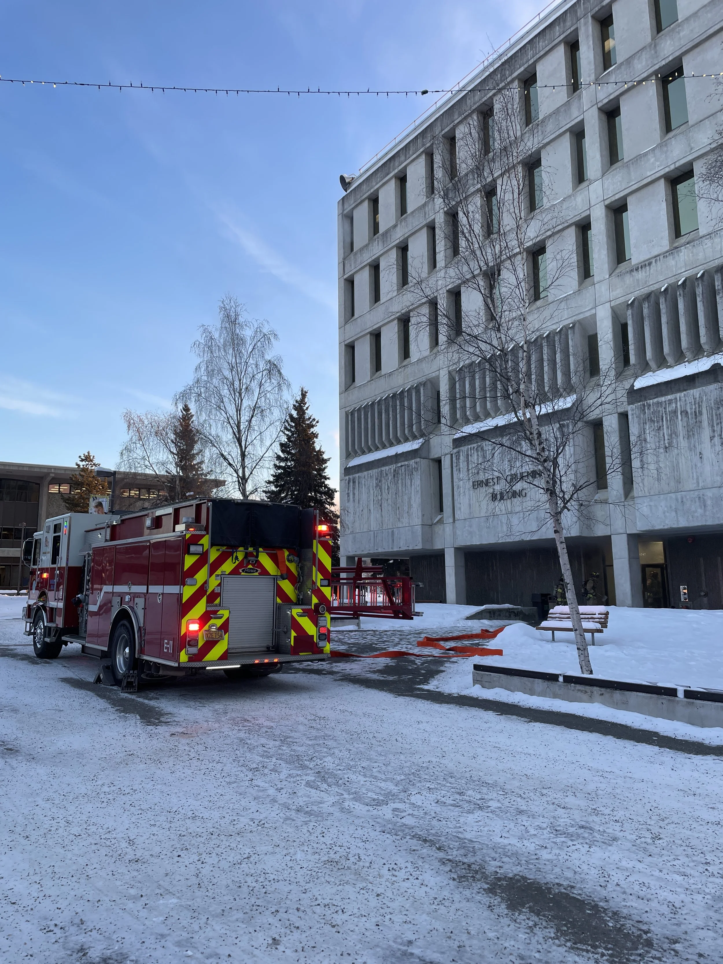 Flooding causes mass exodus in Gruening Building at 21 below