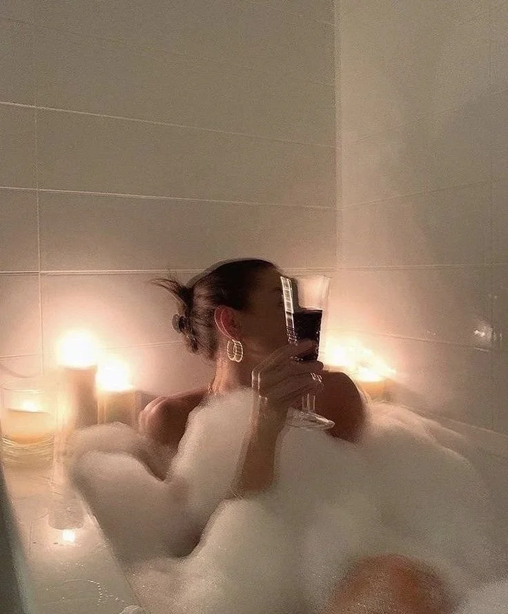 How to Romanticise your Night Routine