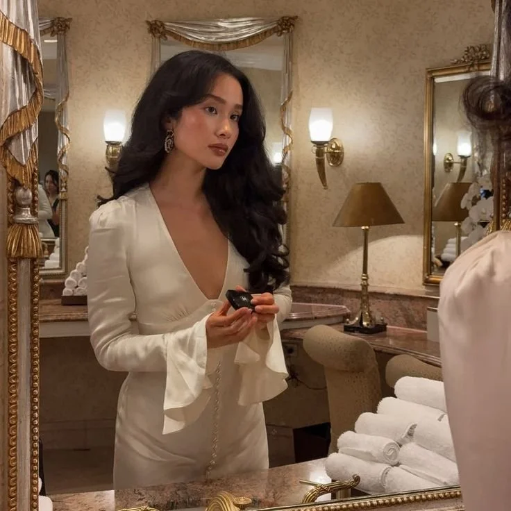 Step Into Her: The 2026 January Plan to Become That Girl