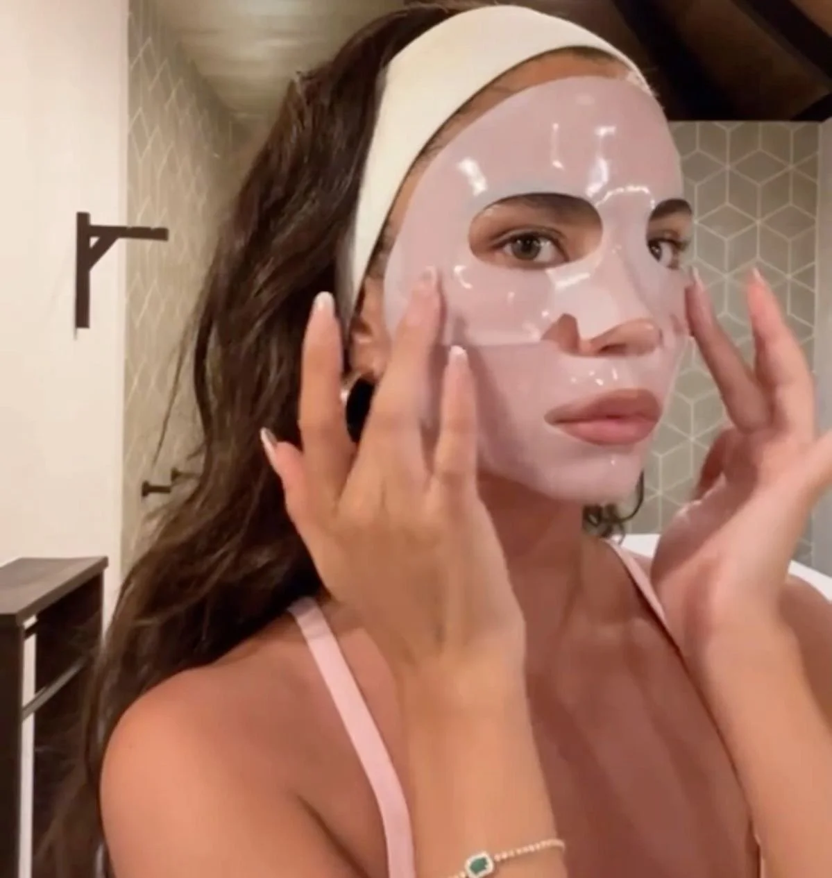 How to Build a Skincare Routine for Your 20s, 30s, and Beyond