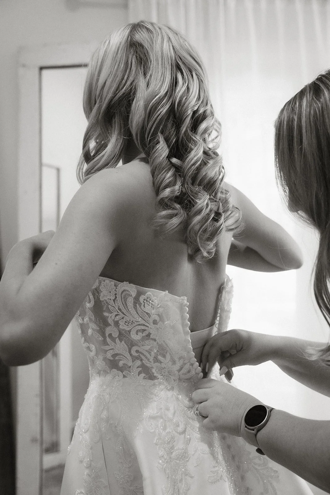 details and getting ready.bella wang photo-143.jpg