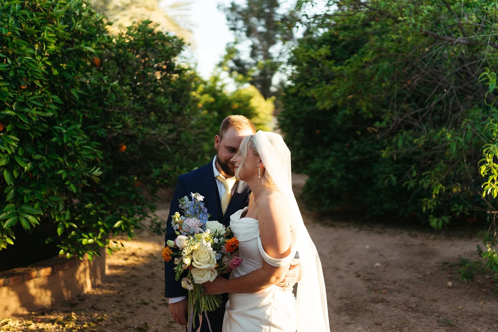 urban grove bride and groom wedding film00044.jpg
