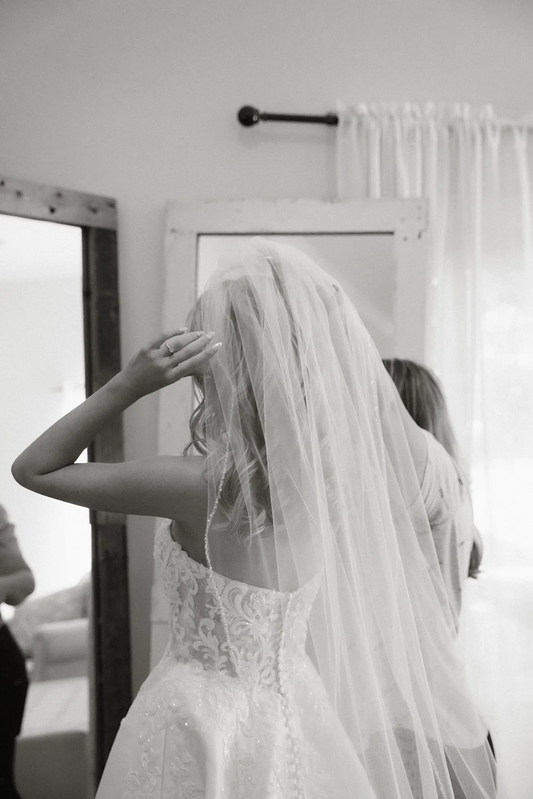 details and getting ready.bella wang photo-206.jpg