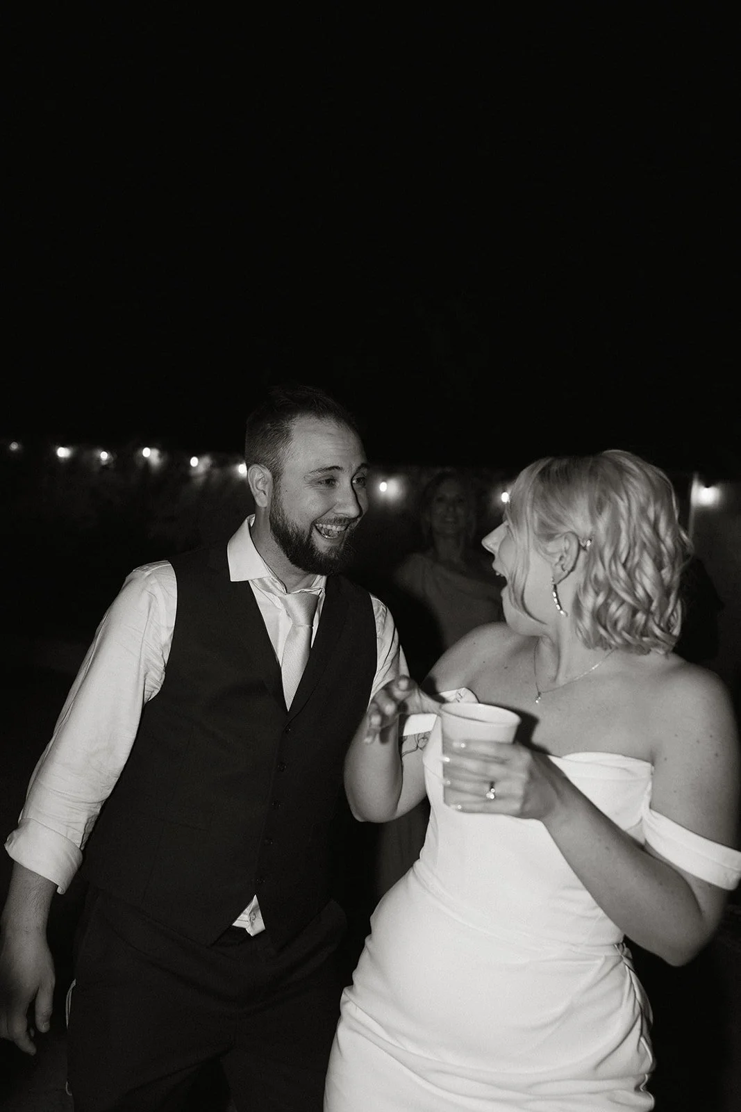 urban grove reception wedding film00617.jpg