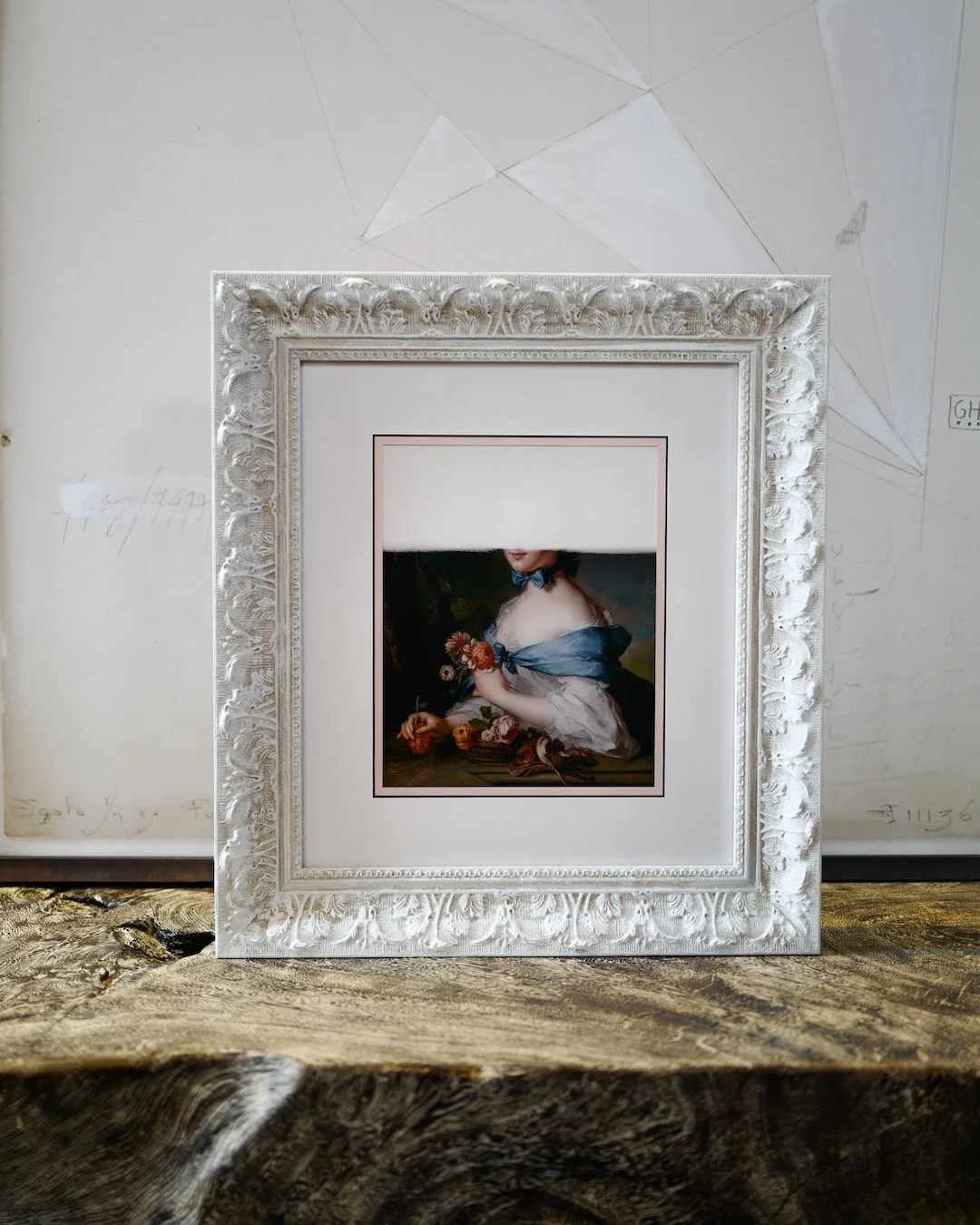 Dressed in winter whites&hellip;even if the holidays didn&rsquo;t exactly get the snowy memo. ❄️ Post-holiday is the perfect moment to slow down, come in, and frame what you really want.

#afslincolnpark #afsrivernorth #afshighlandpark #customframing