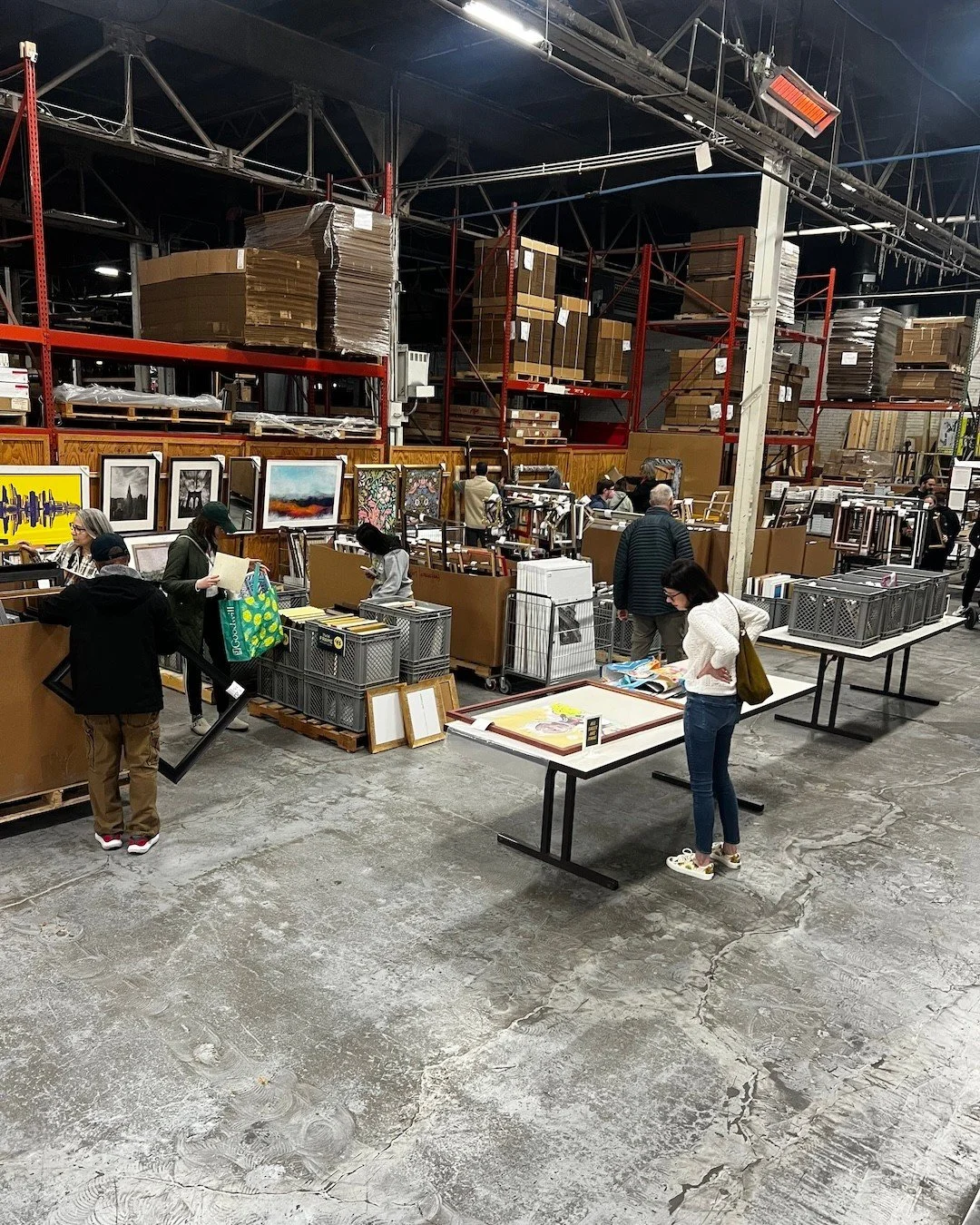Tomorrow&rsquo;s the day! Our Spring Warehouse Sale is back Saturday, April 25 at 701 N. Albany.

Come early for the best selection of photo frames, framed art, wall frames and more&mdash;up to 80% off. Doors open at 10am - see you there!

#customfra