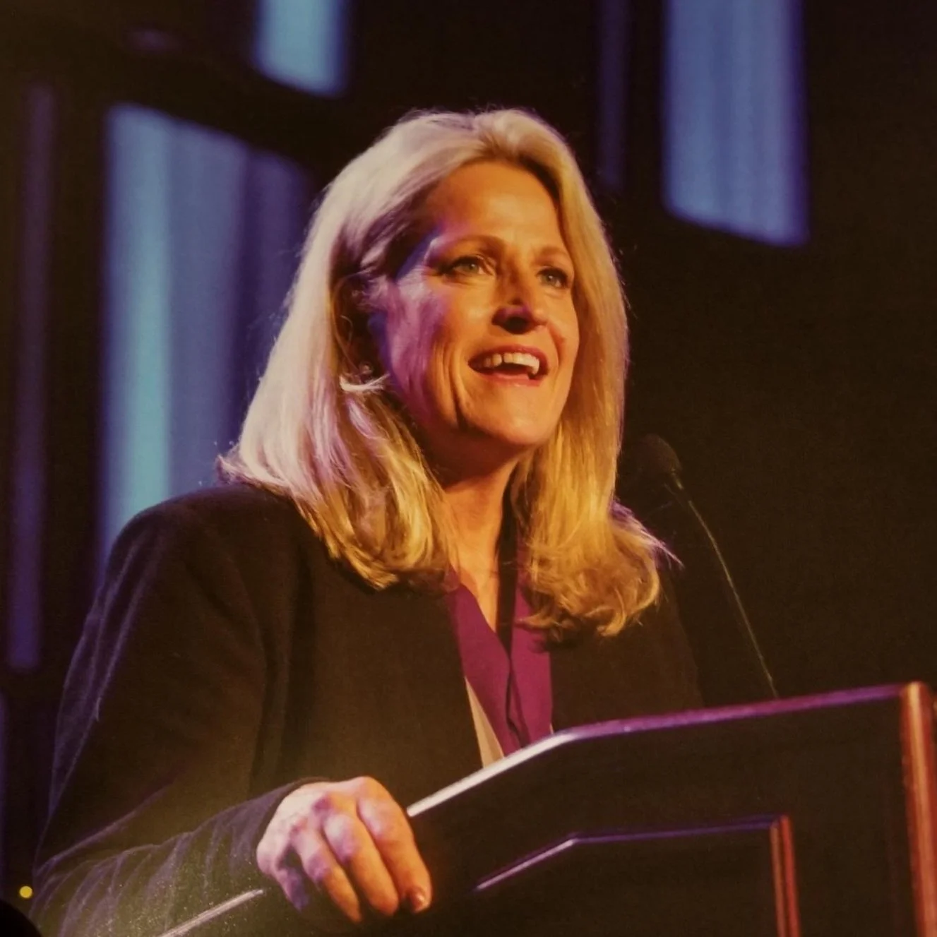LYNN STEFFES.jpg