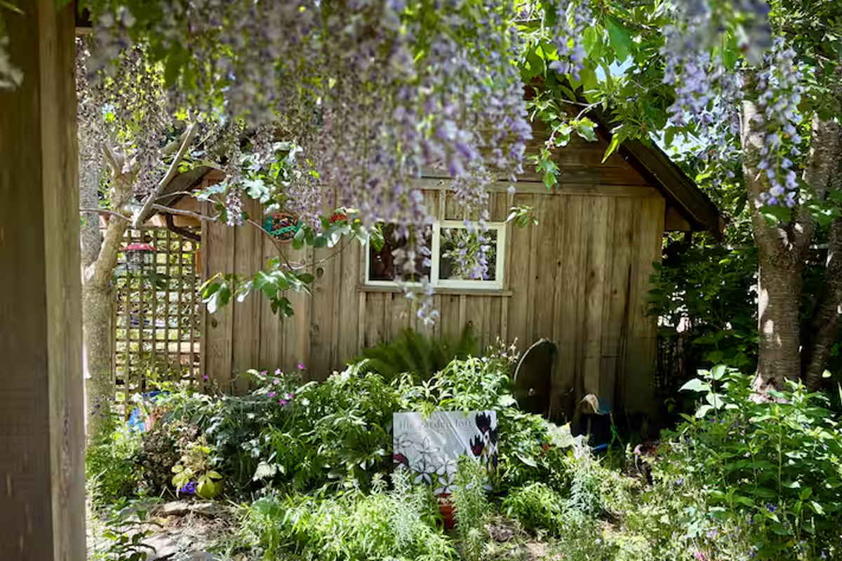 IslandLifeVacationRentals_Image2.png