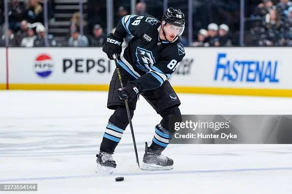 Nate Schmidt 8x10 photo