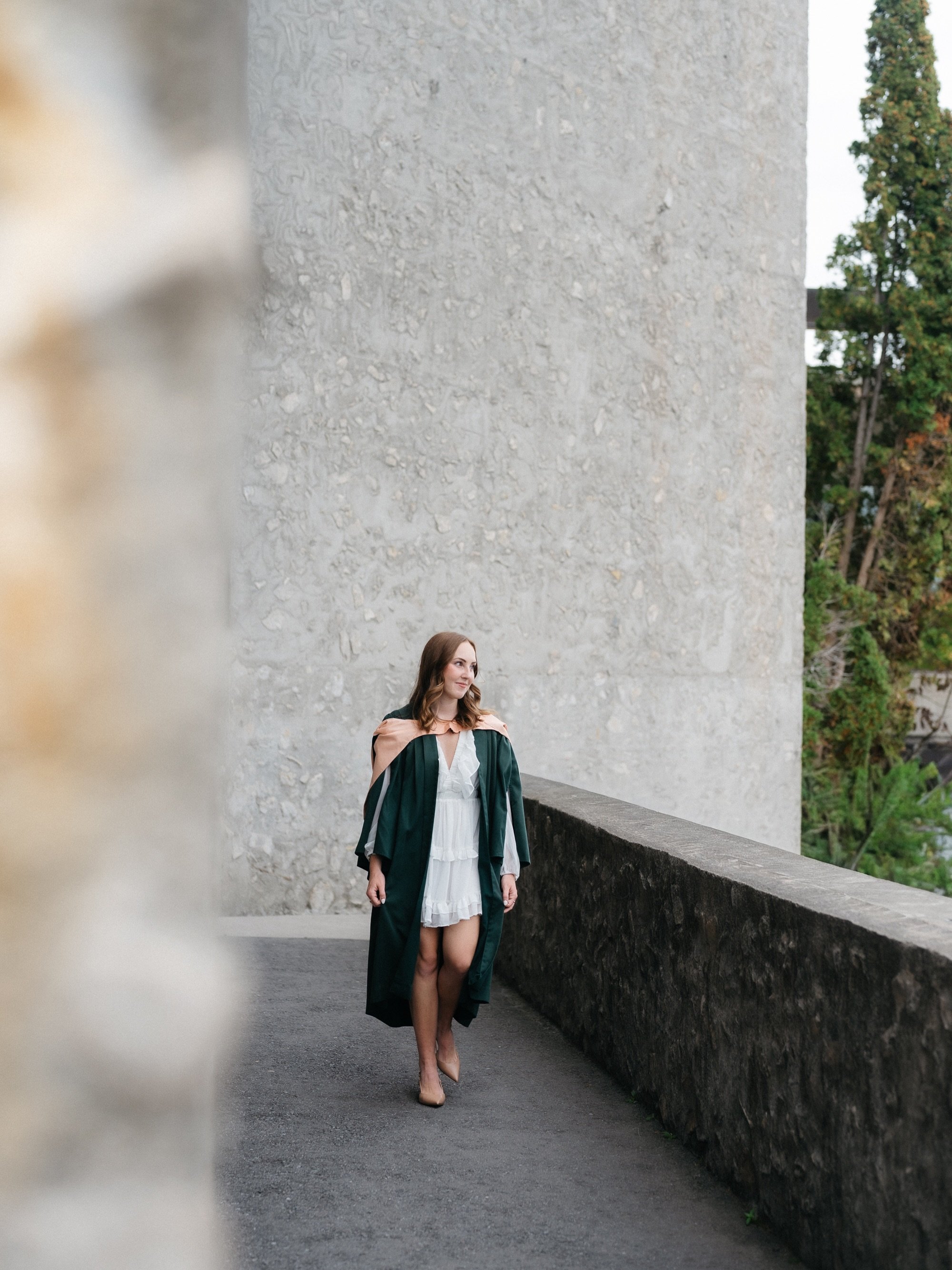 grad photos are bittersweet this fall as I only have a handful over these next few days. the colours on campus right now are truly STUNNING. 🍂

this is just a wee reminder that my books are closed for the rest of the year, with grad sessions now boo