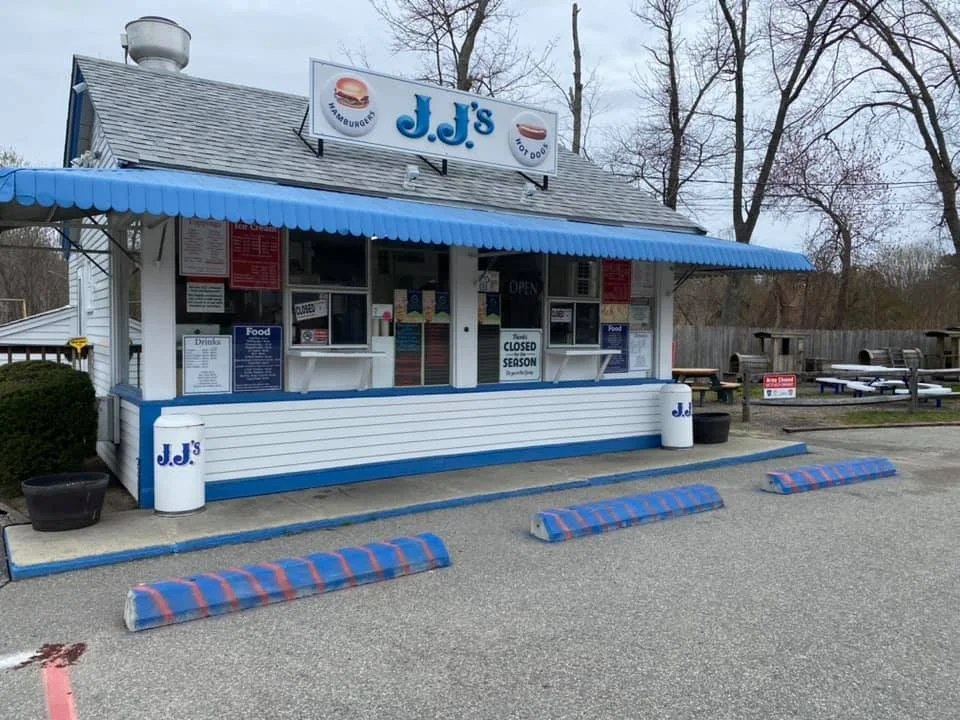 About J.J.'s Dairy Hut Route 3A Cohasset, ma — J.J.'s Dairy Hut