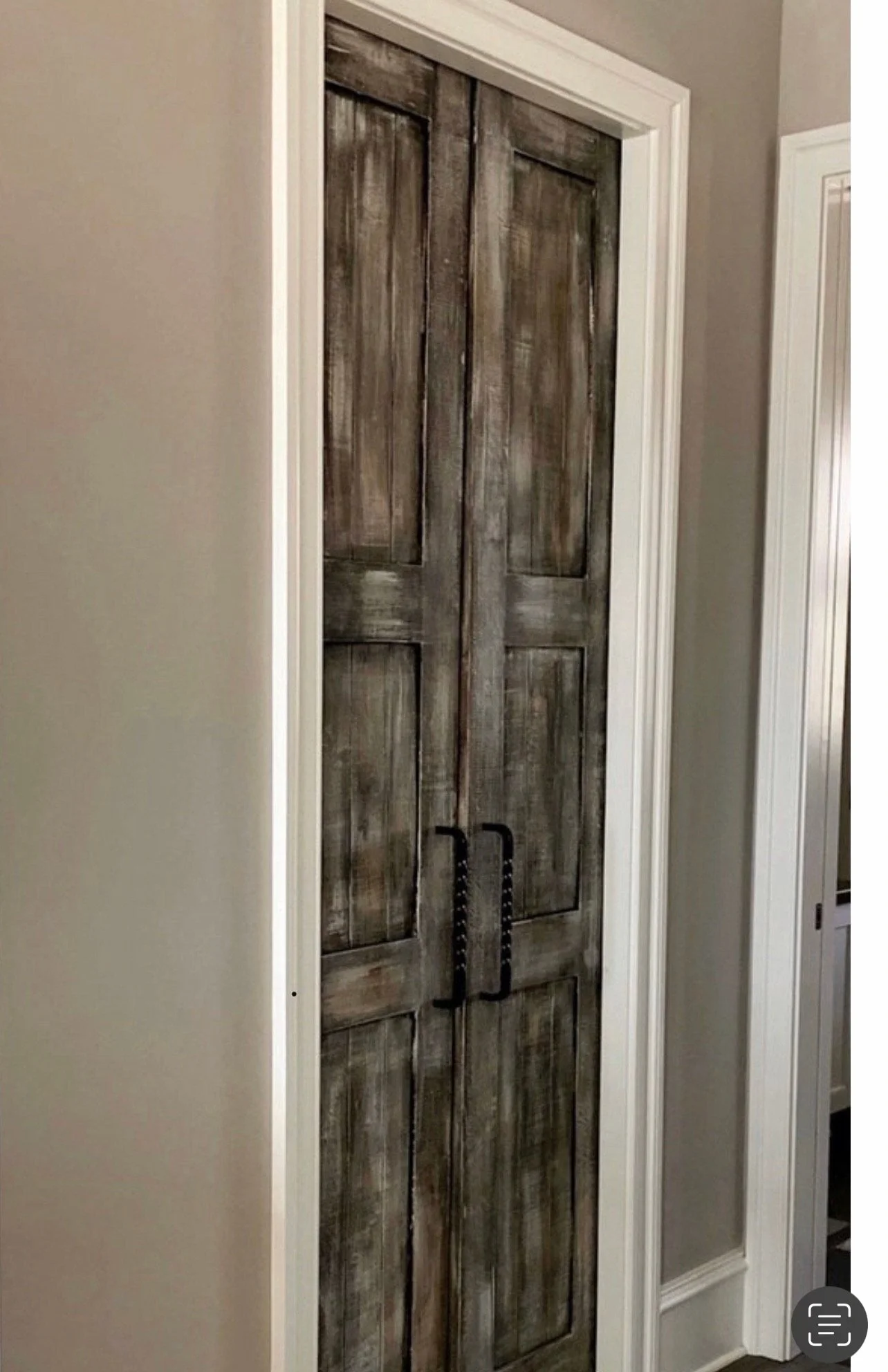 Shabby Chic Brown Hinged Doors