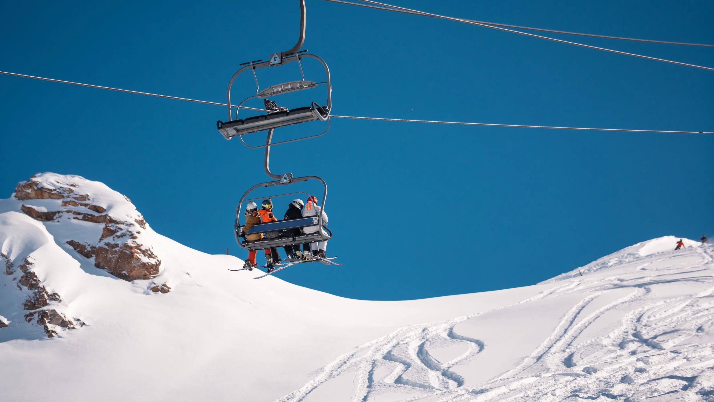 INTERCONNECTED SKI AREA