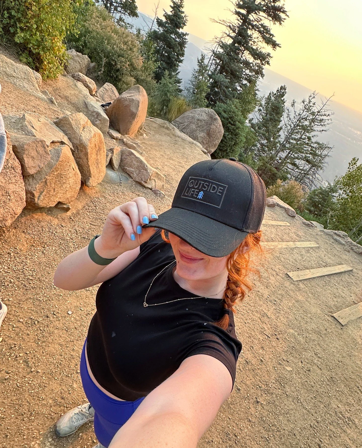 Morning views from Manitou Springs with @aamandakerr 🔥 Life is best lived outside ☀️⁠
⁠
#GetOutside #Outside #Views #Mountains #Life #Summer #Travel #Colorado #Guide #Itinerary #ColoradoSummer