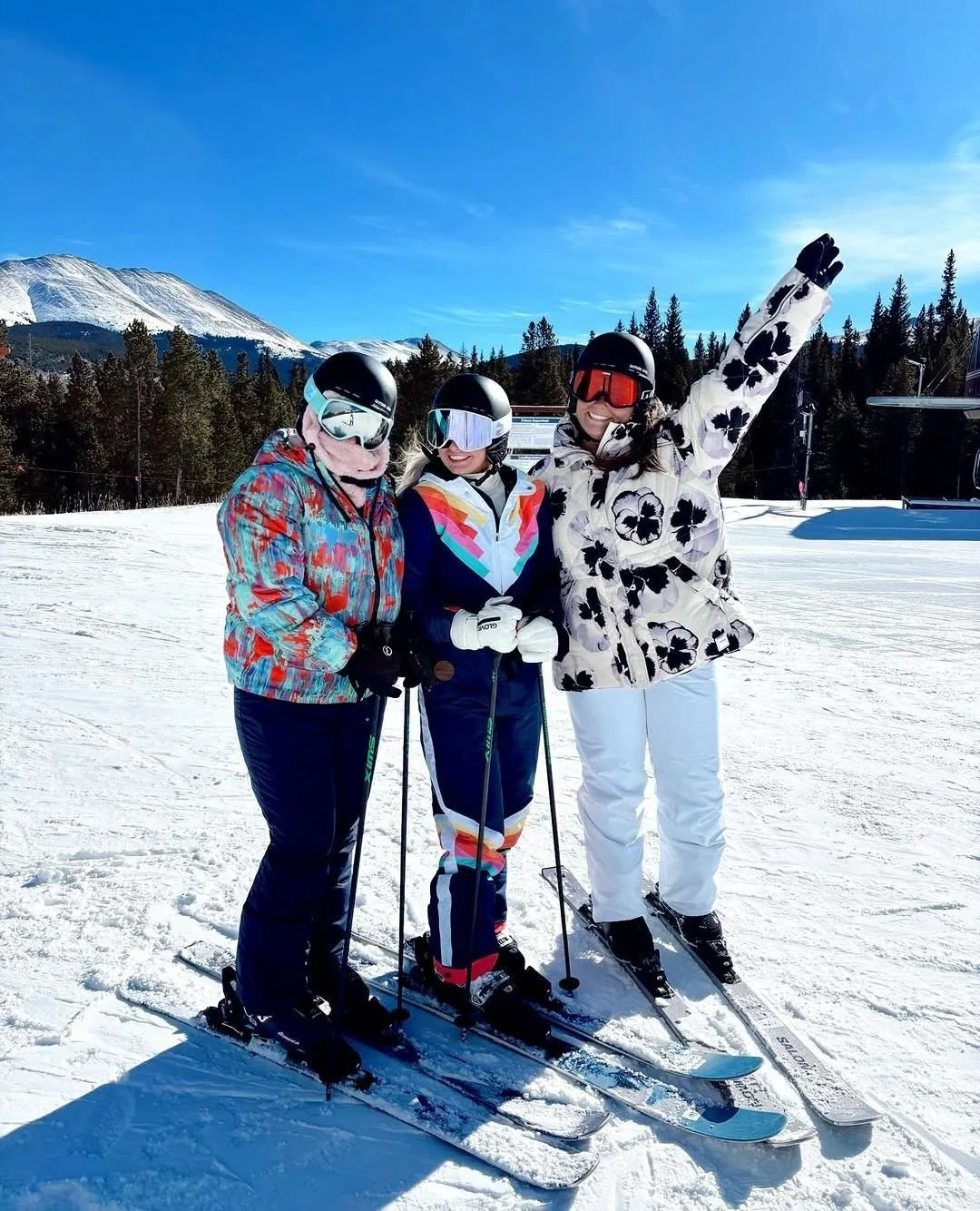 You came, you shredded, you partied. We love to see it 🏂🍻 Bring us back to Powdaze!⁠
⁠
#OutsideLife #SkiTrip #CollegeSki #Winter #Powder #Ski #Snowboard